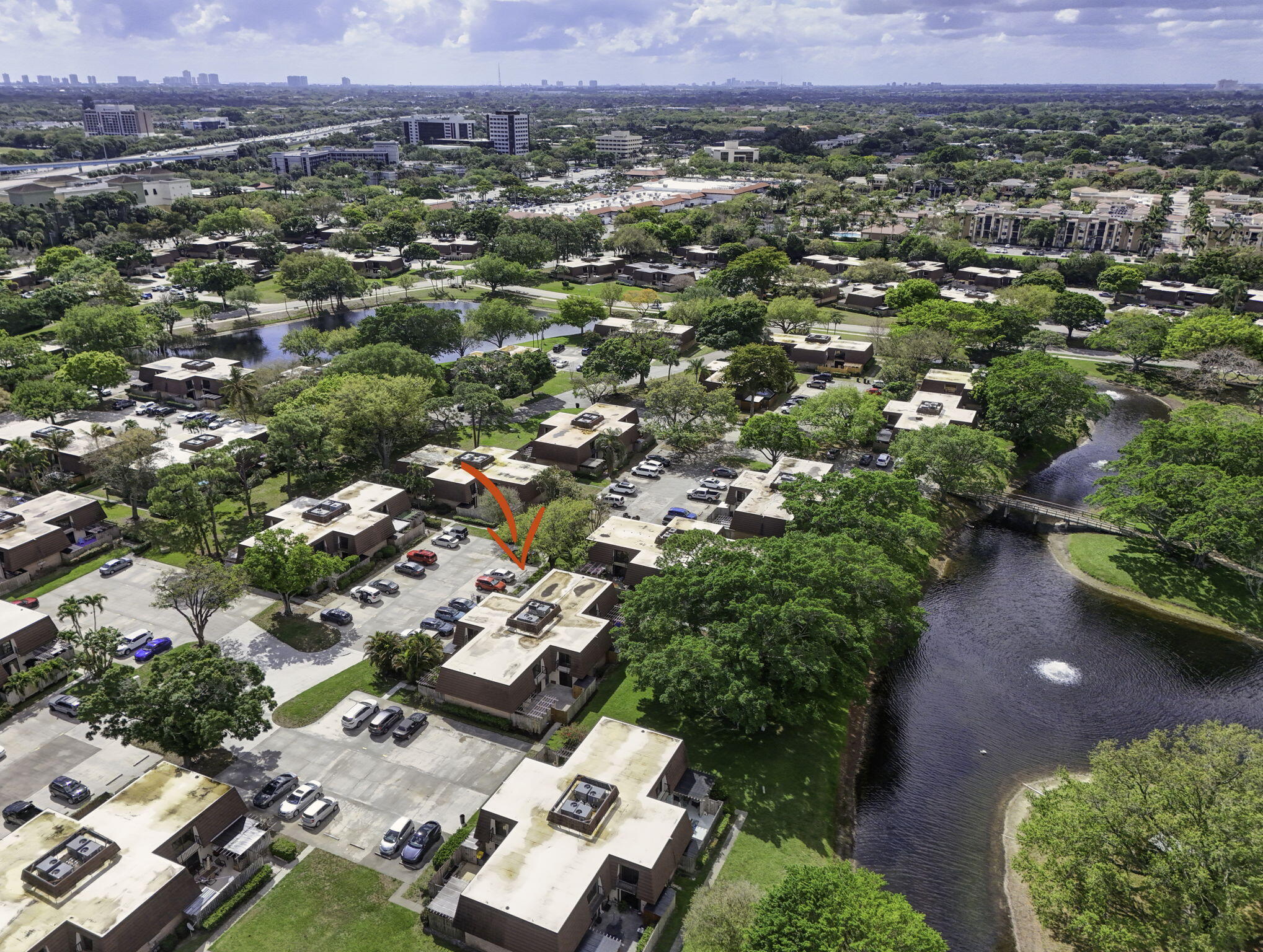 GARDEN LAKES & GARDEN SQUARE SHOPS AS IN - Residential