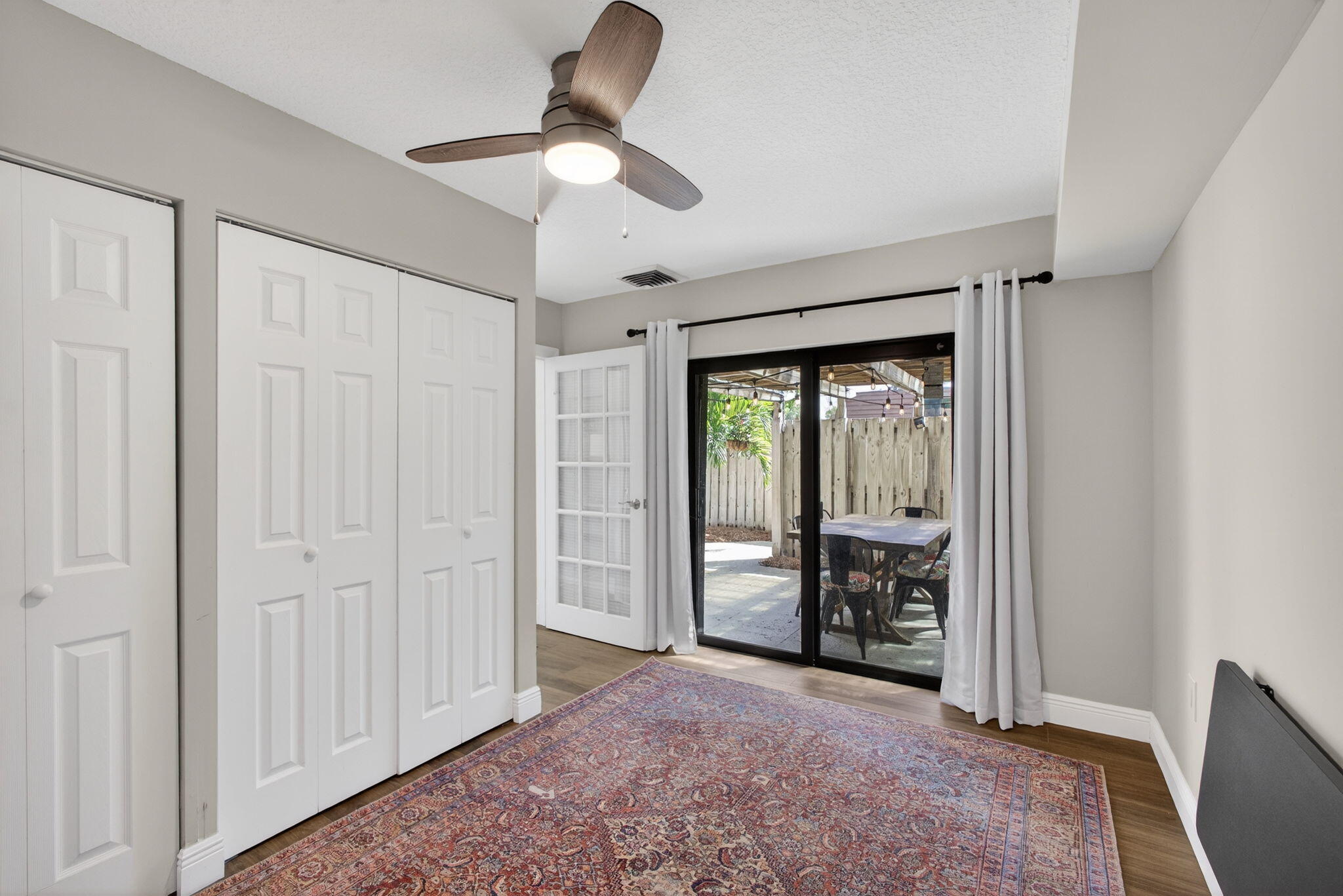 GARDEN LAKES & GARDEN SQUARE SHOPS AS IN - Residential