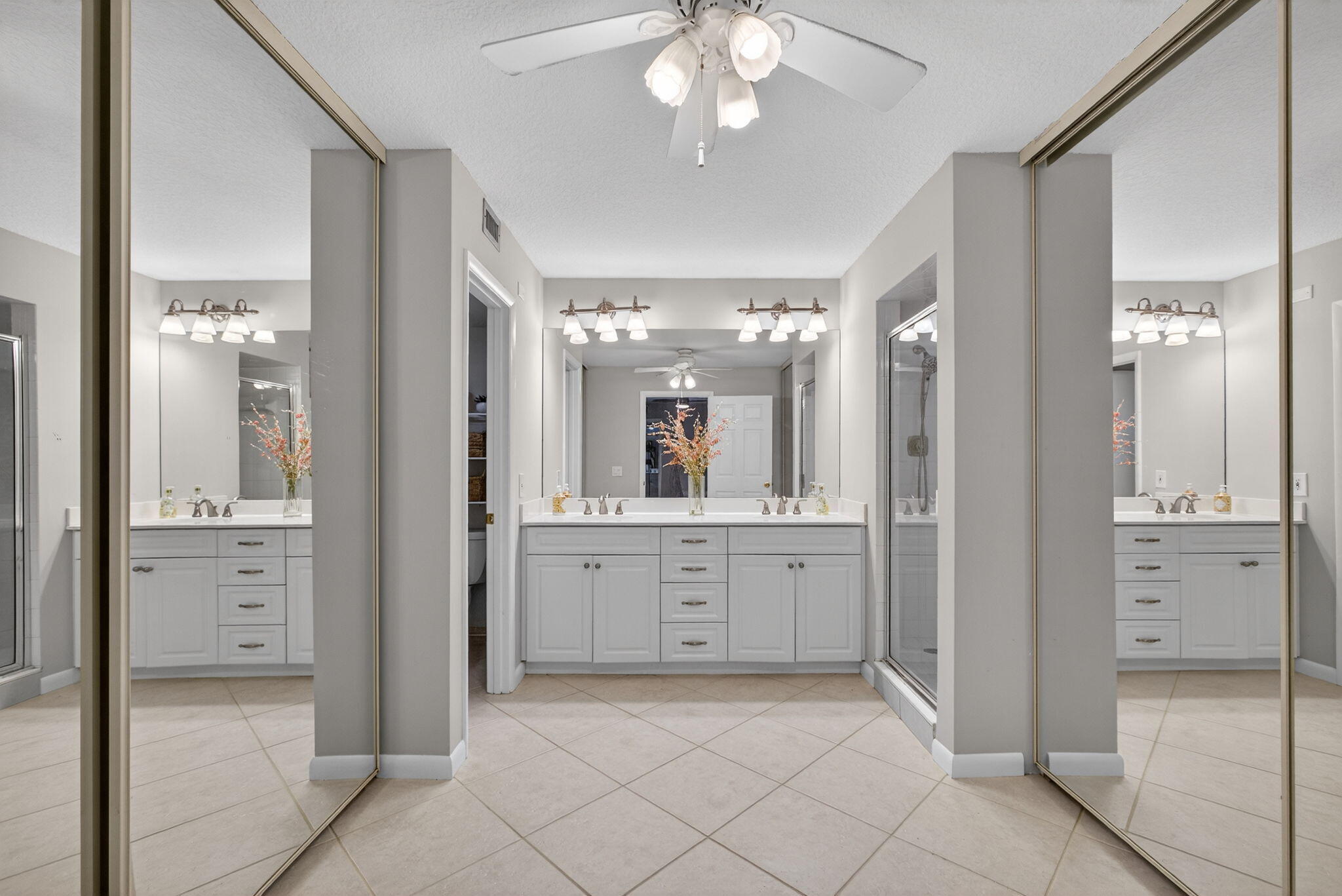 GARDEN LAKES & GARDEN SQUARE SHOPS AS IN - Residential