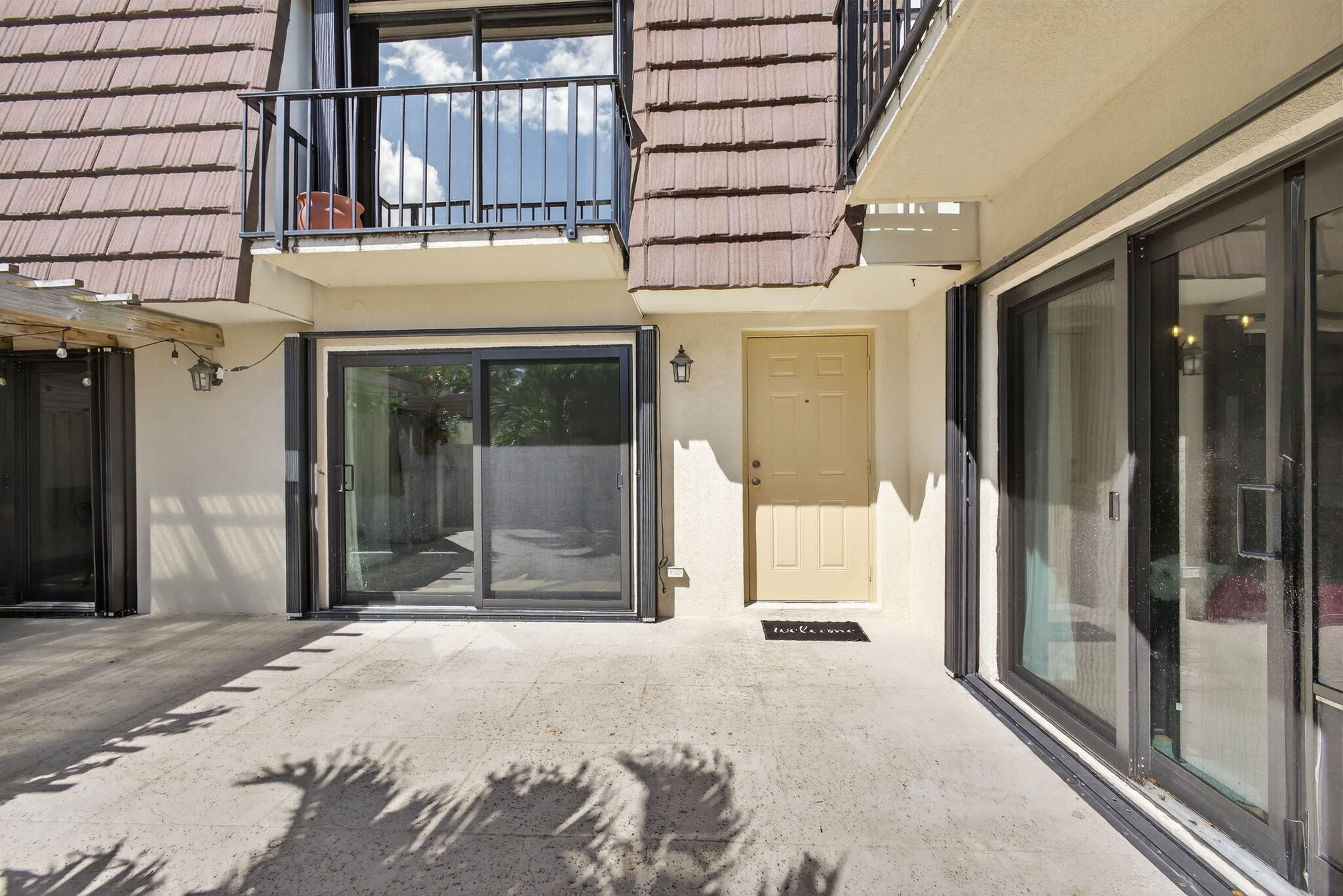 GARDEN LAKES & GARDEN SQUARE SHOPS AS IN - Residential