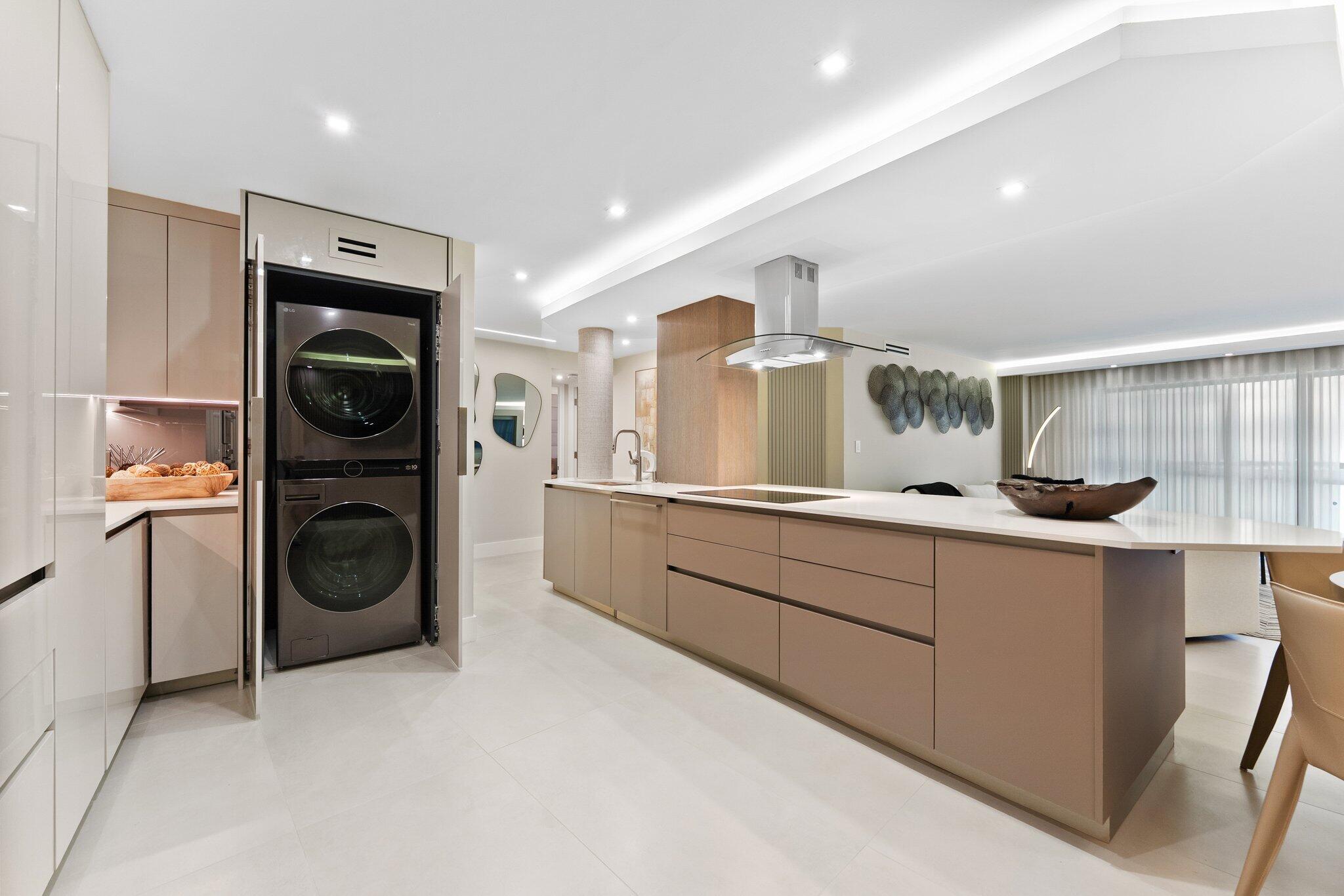 LAKE HOUSE - Residential