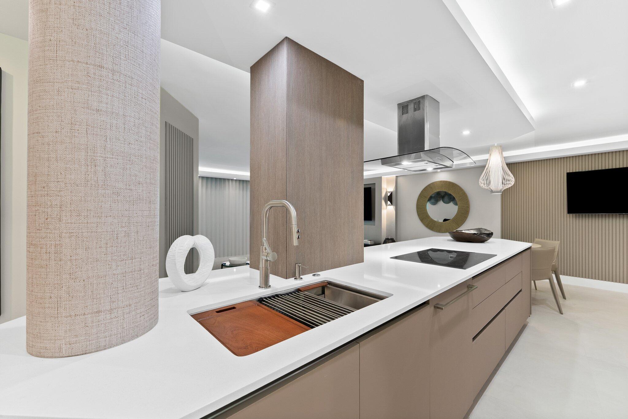 LAKE HOUSE - Residential