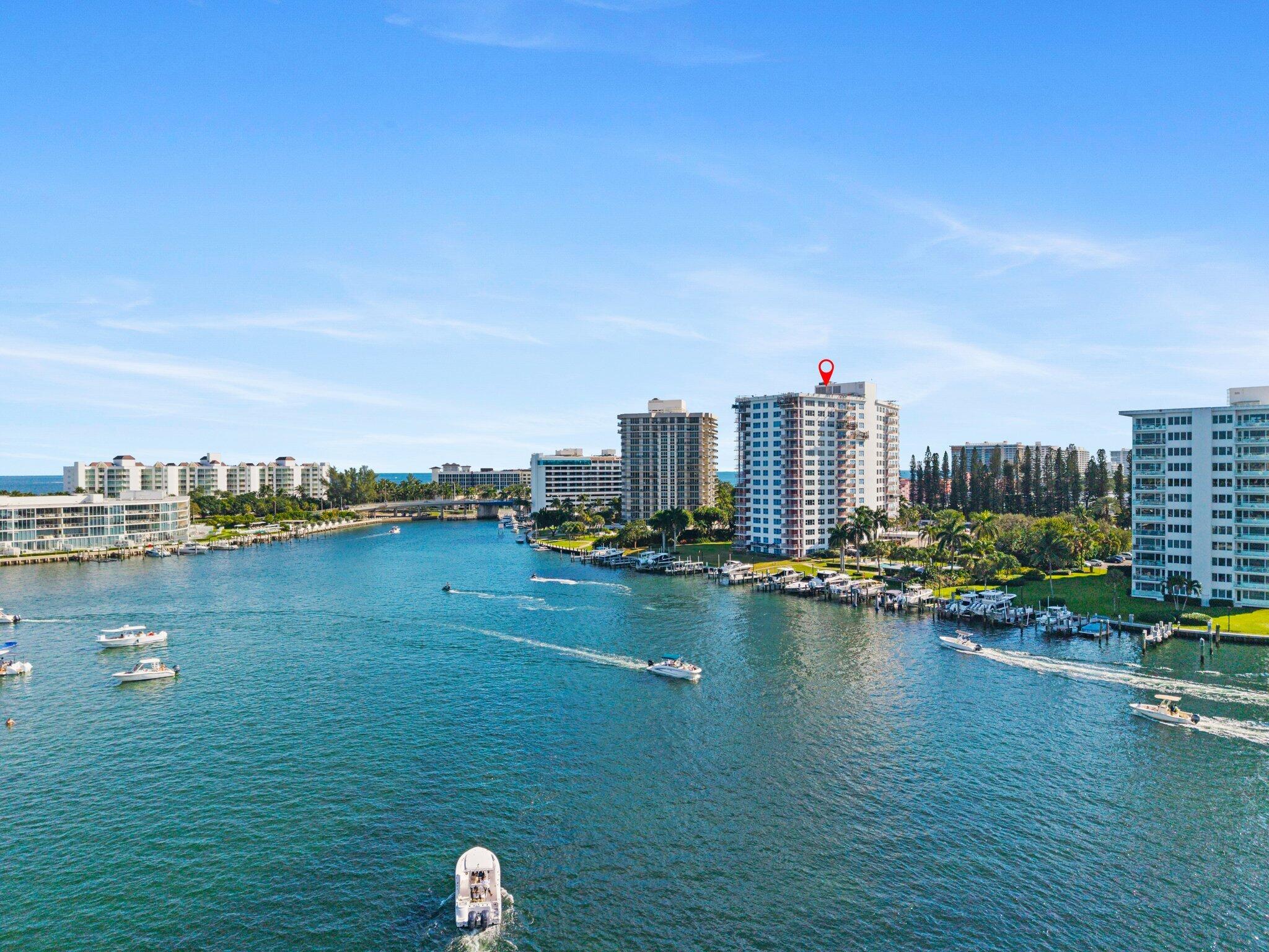 LAKE HOUSE - Residential