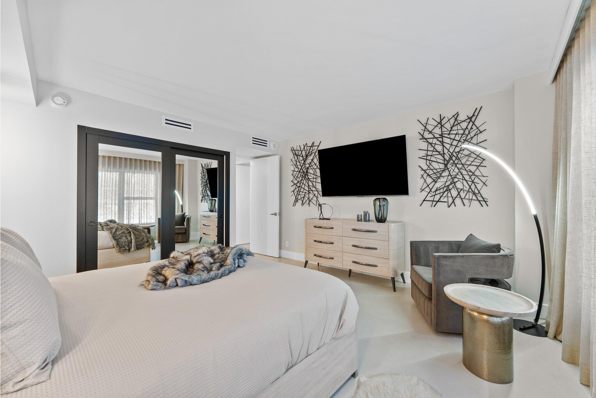 LAKE HOUSE - Residential