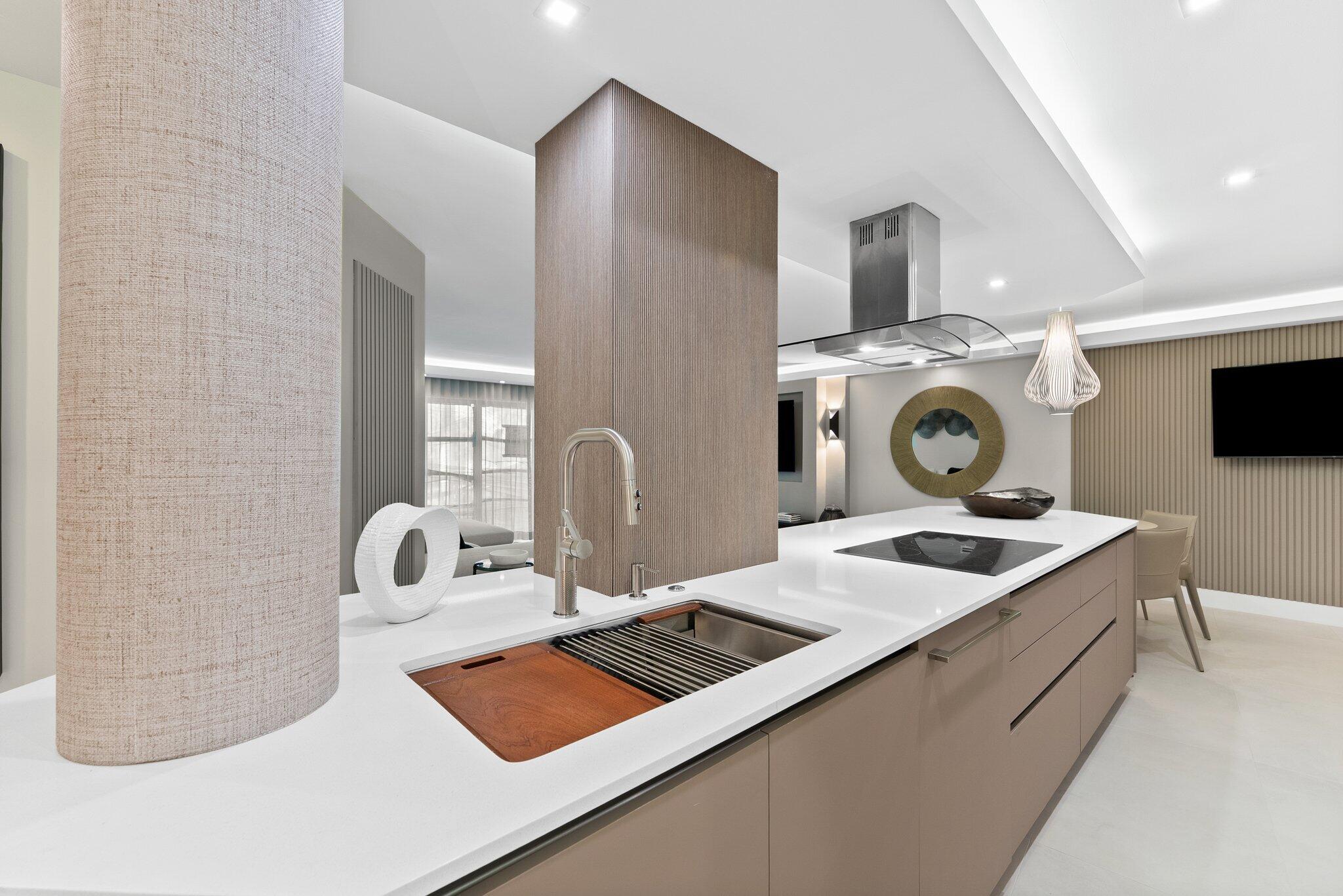 LAKE HOUSE - Residential