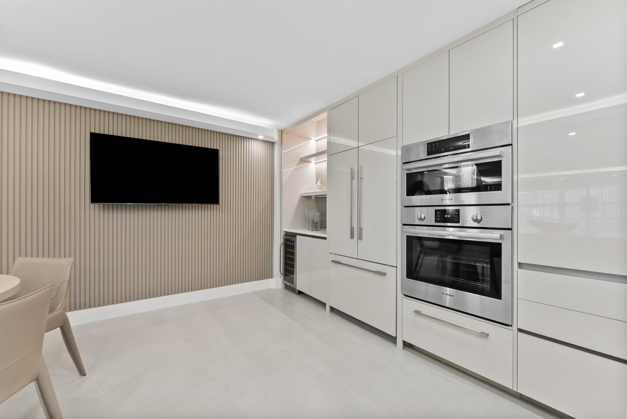 LAKE HOUSE - Residential