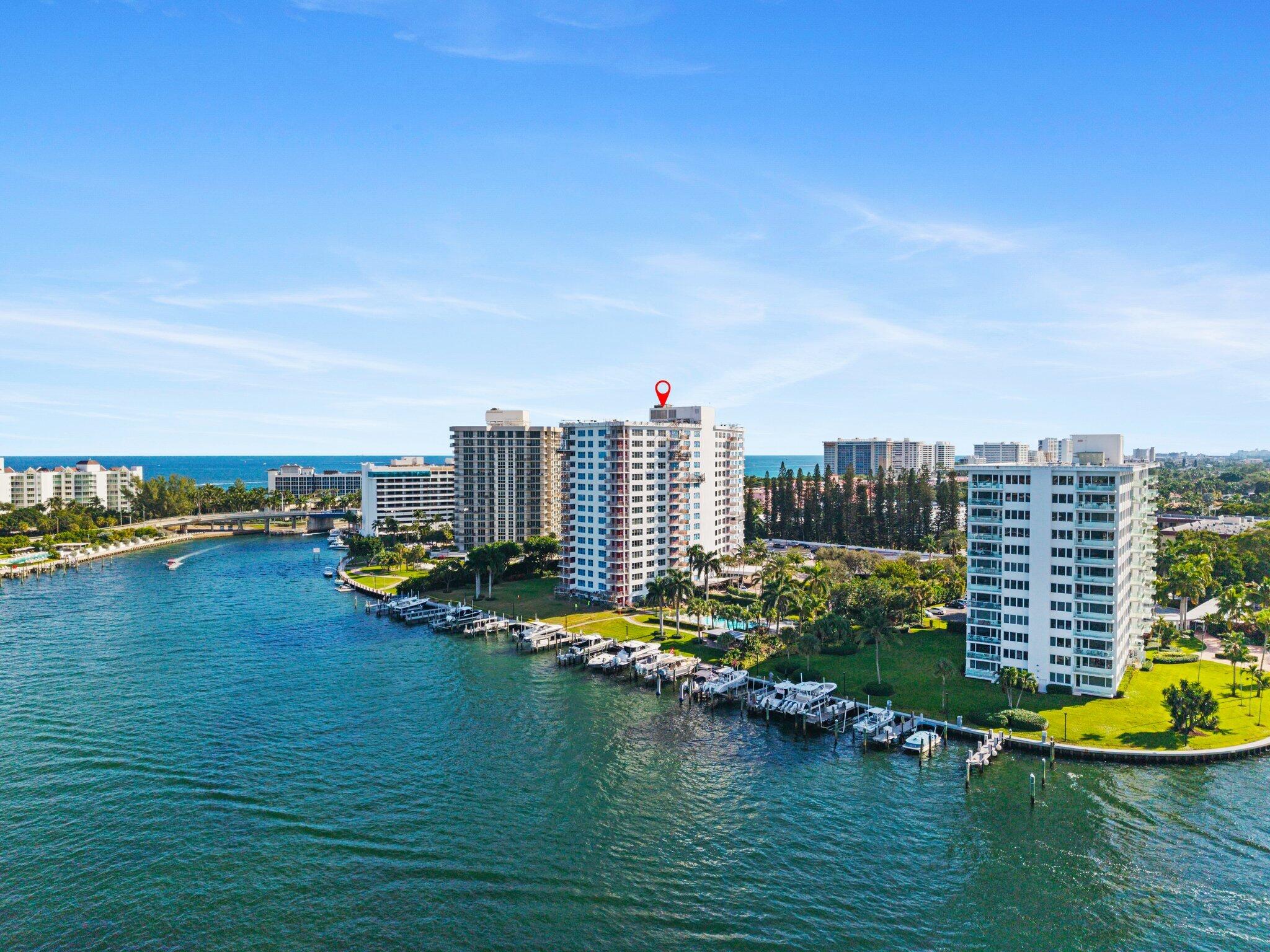 LAKE HOUSE - Residential