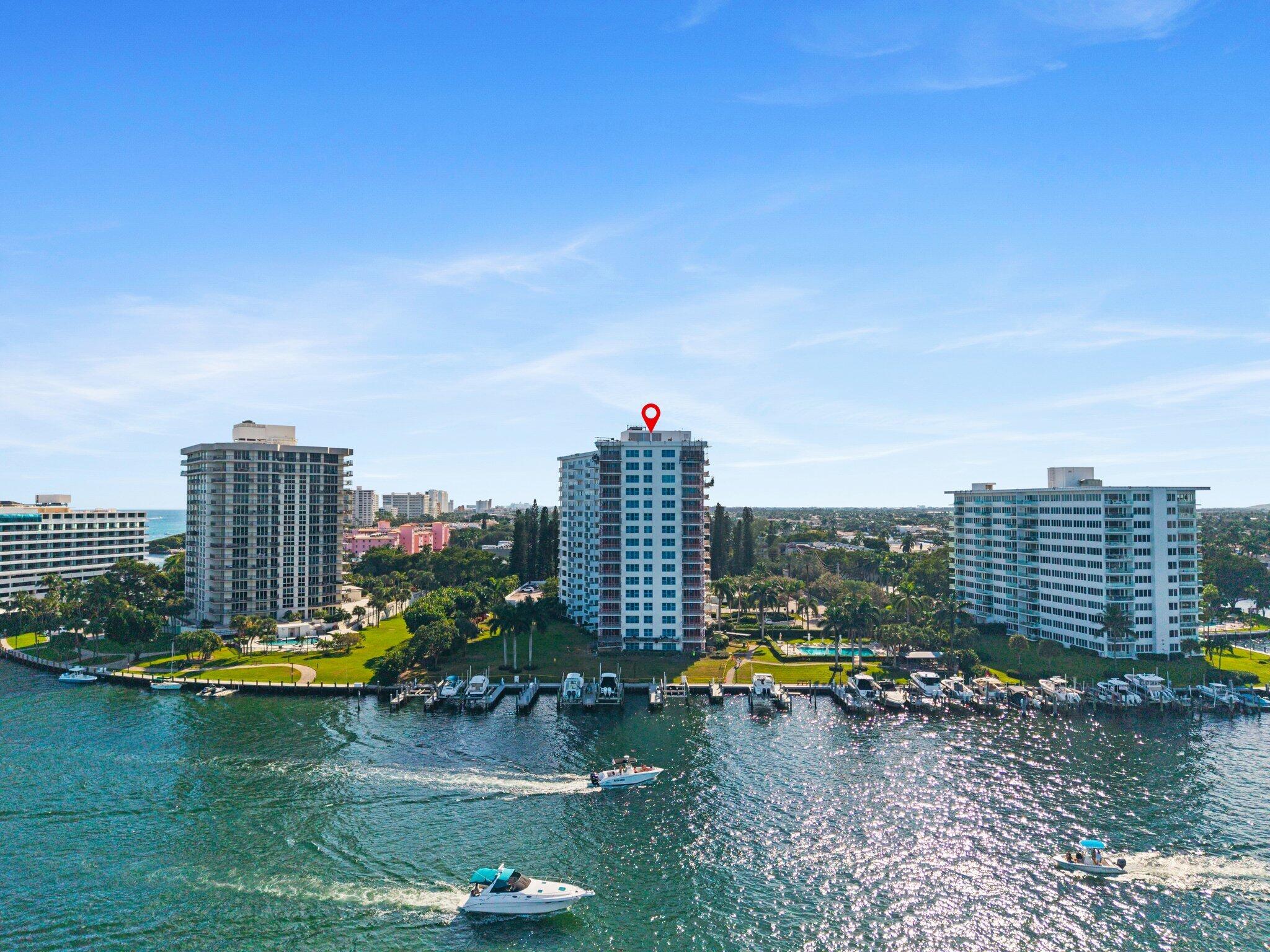 LAKE HOUSE - Residential