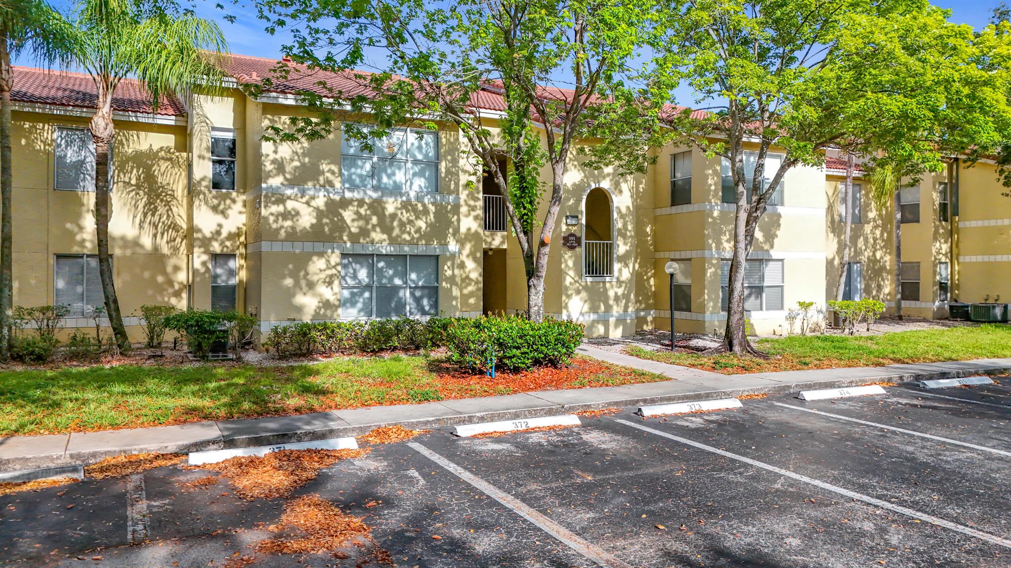 ISLES AT LAGO MAR CONDO - Residential