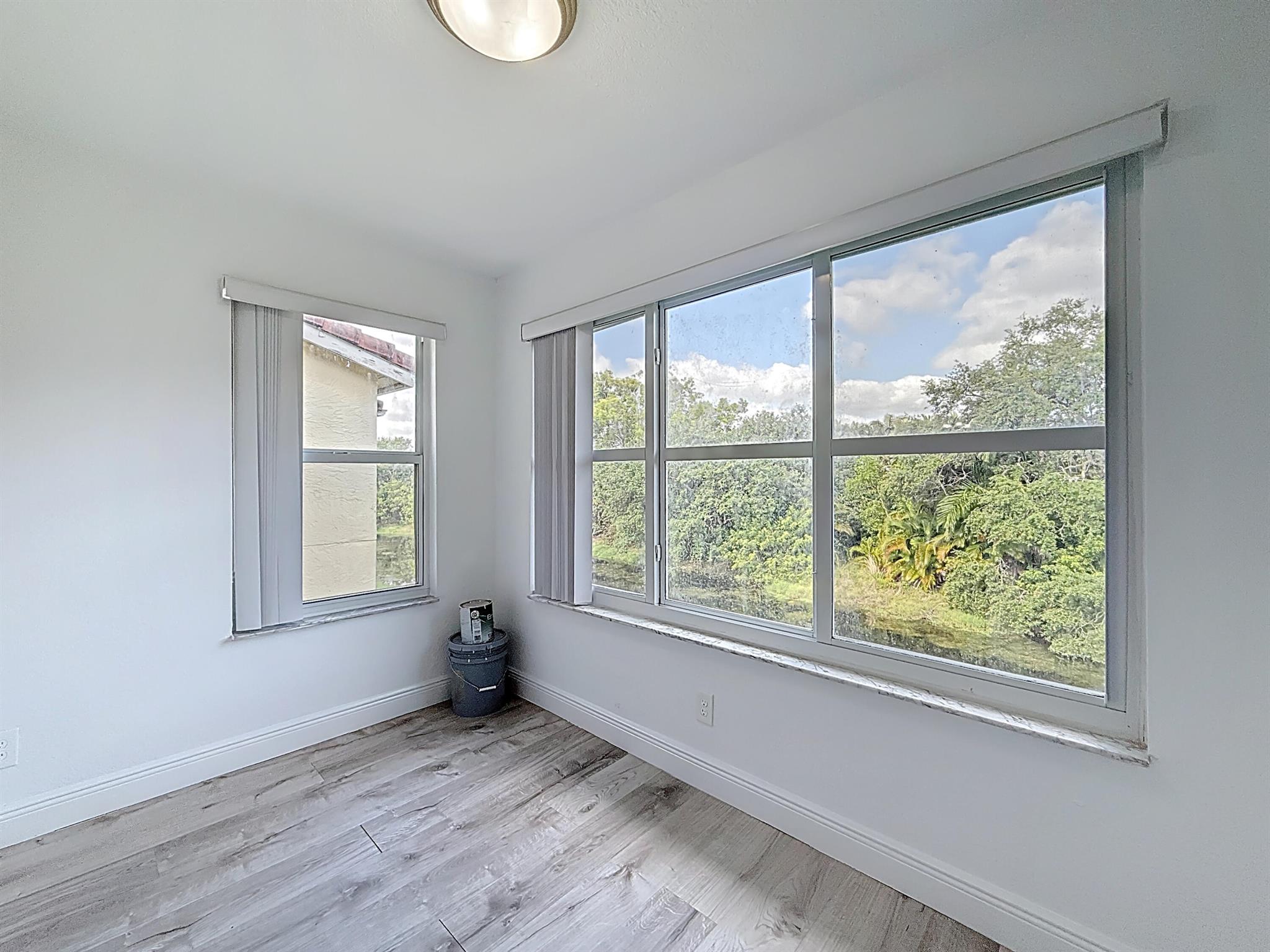 ISLES AT LAGO MAR CONDO - Residential