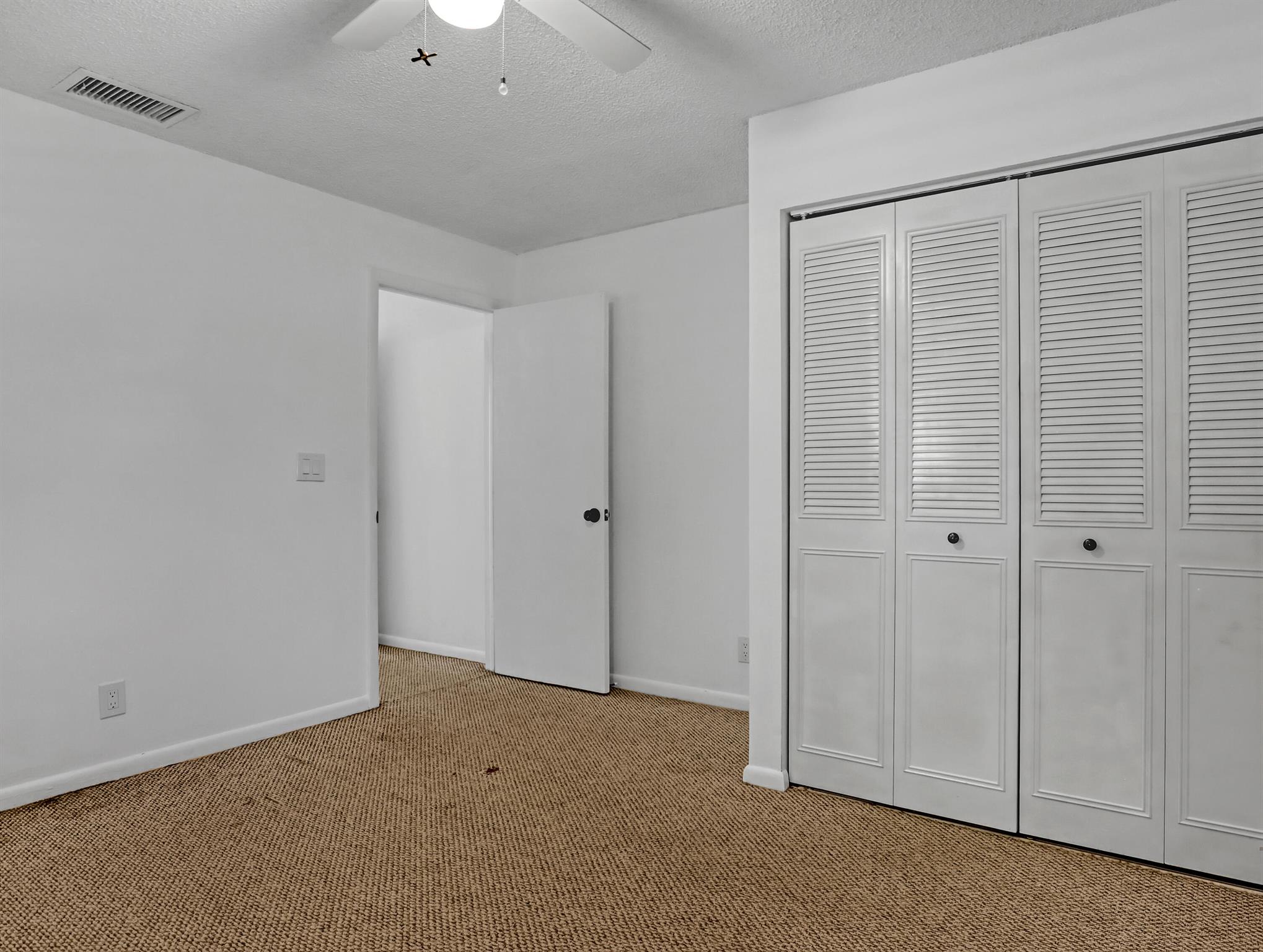 COUNTERPOINT ESTATES 3 - Residential