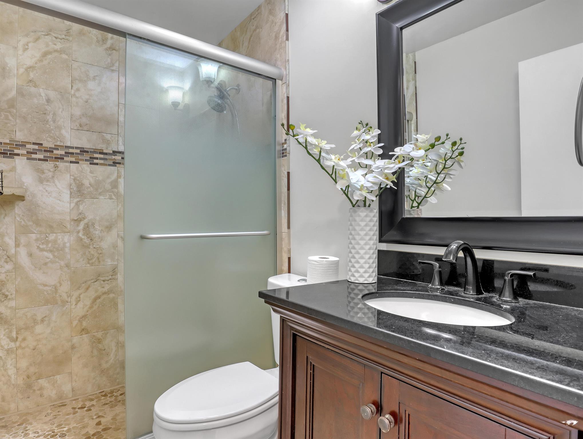 COUNTERPOINT ESTATES 3 - Residential