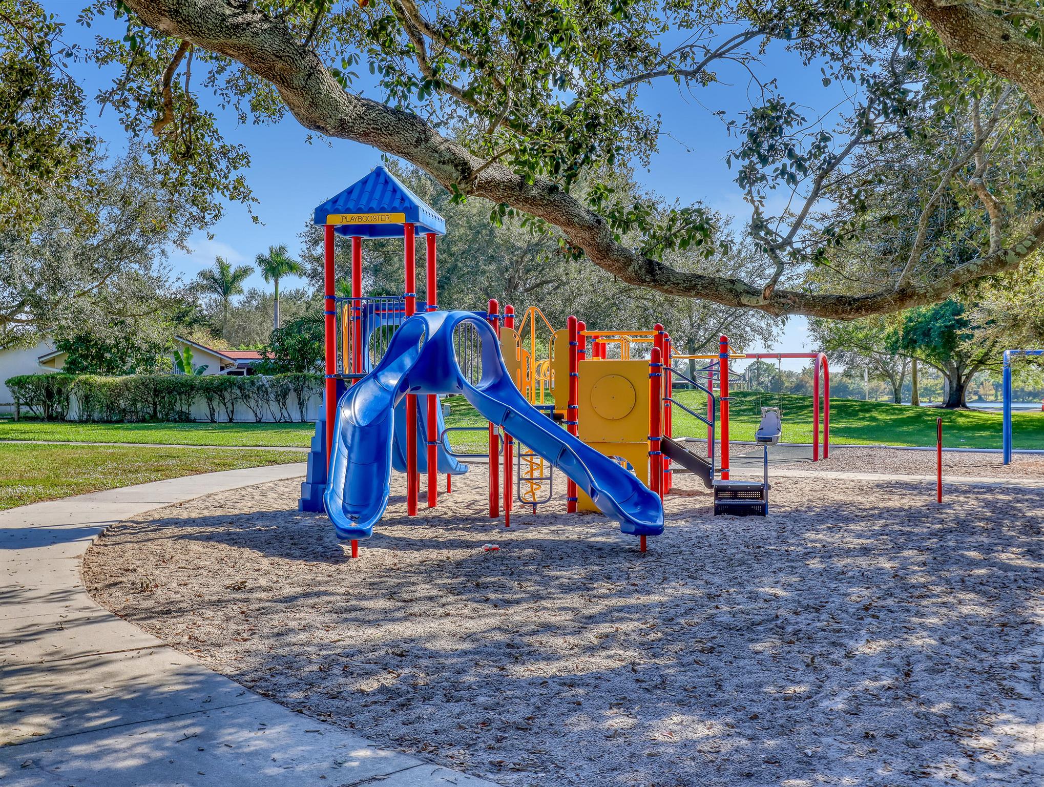 COUNTERPOINT ESTATES 3 - Residential