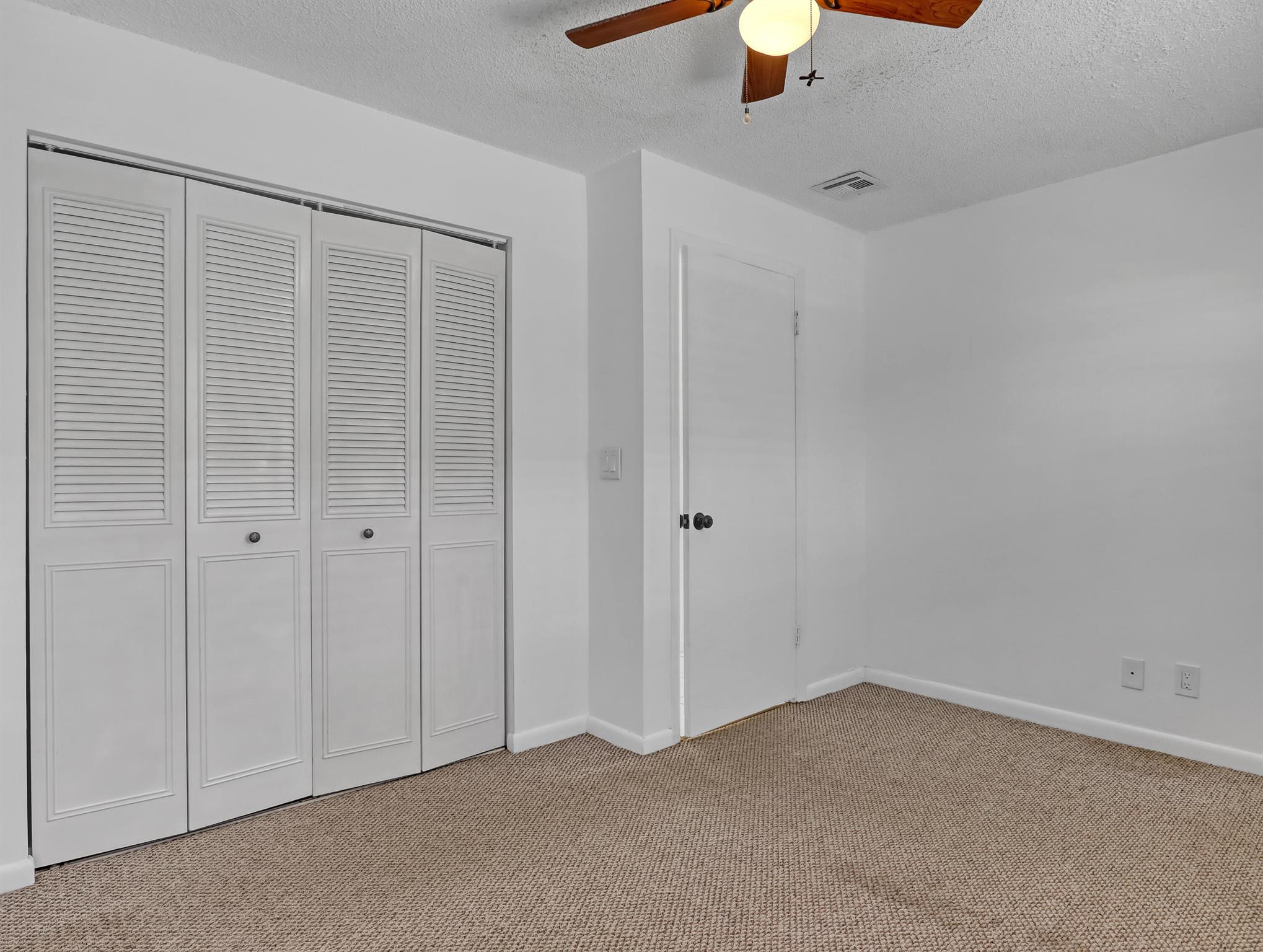 COUNTERPOINT ESTATES 3 - Residential