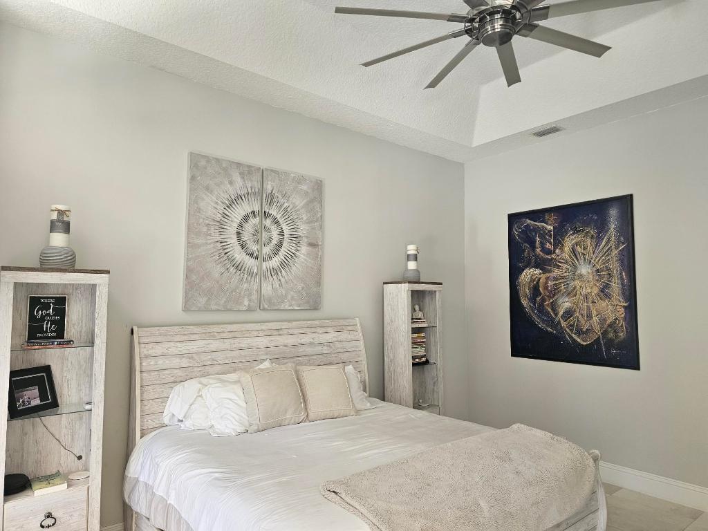 PGA RESORT COMMUNITY OF PRESTON - Residential Lease