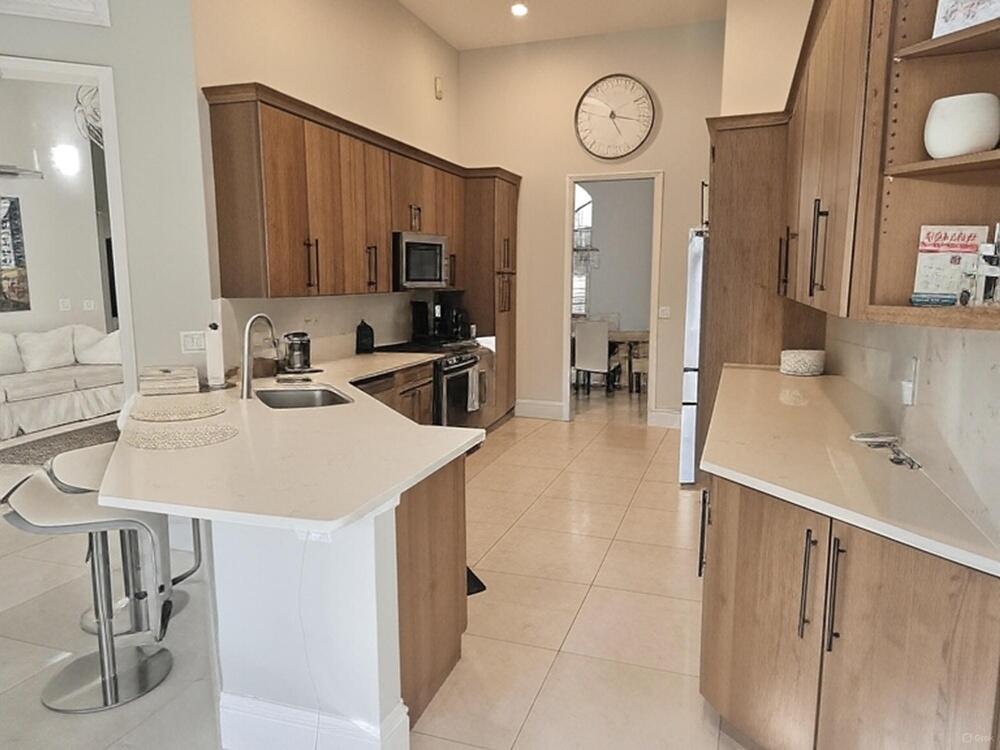 PGA RESORT COMMUNITY OF P - Residential Lease