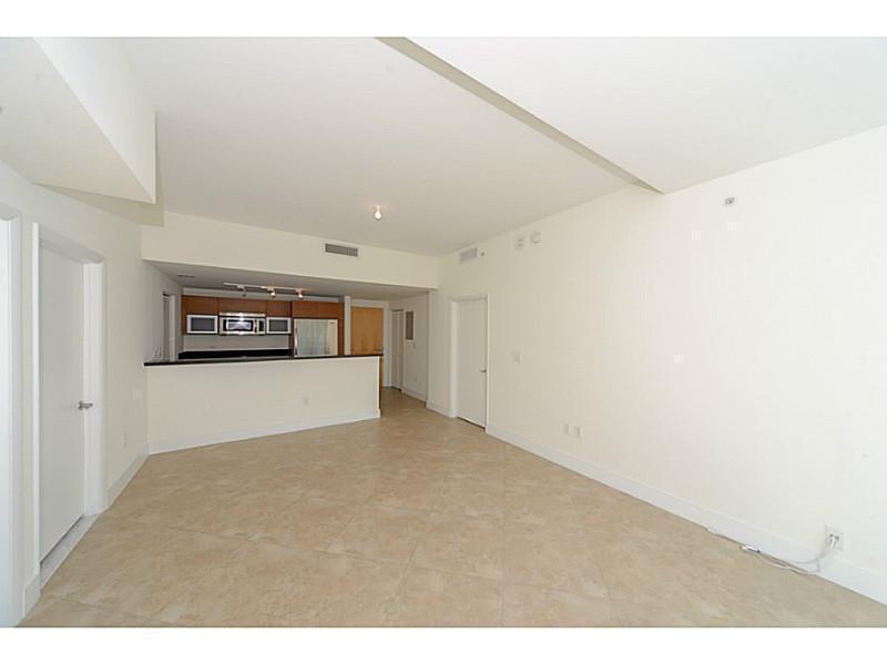 253 NE 2ND Avenue 2710