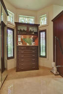 ROYAL PALM YACHT & COUNTR - Residential