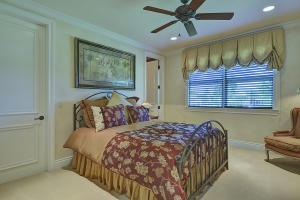 ROYAL PALM YACHT & COUNTR - Residential