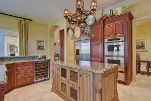 ROYAL PALM YACHT & COUNTR - Residential