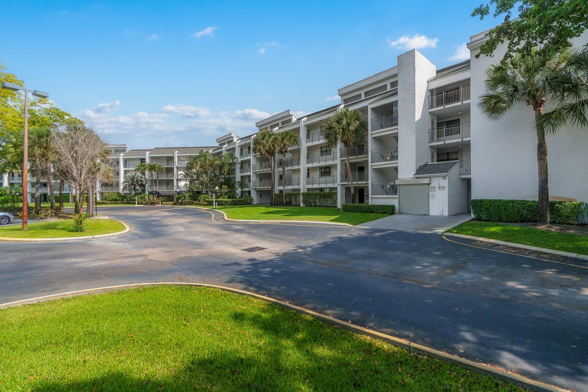 Fairways At Bonaventure - Residential