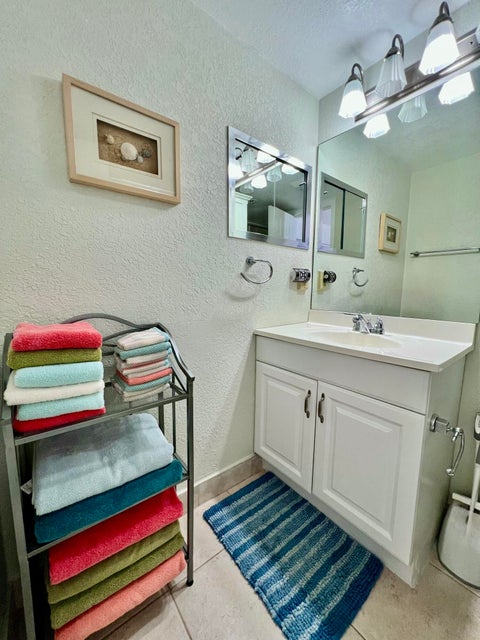 Tiny photo for 43 TILFORD C, Deerfield Beach, FL 33442 (MLS # B26084160)