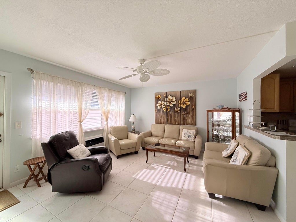 Photo of 43 TILFORD C, Deerfield Beach, FL 33442 (MLS # B26084160)