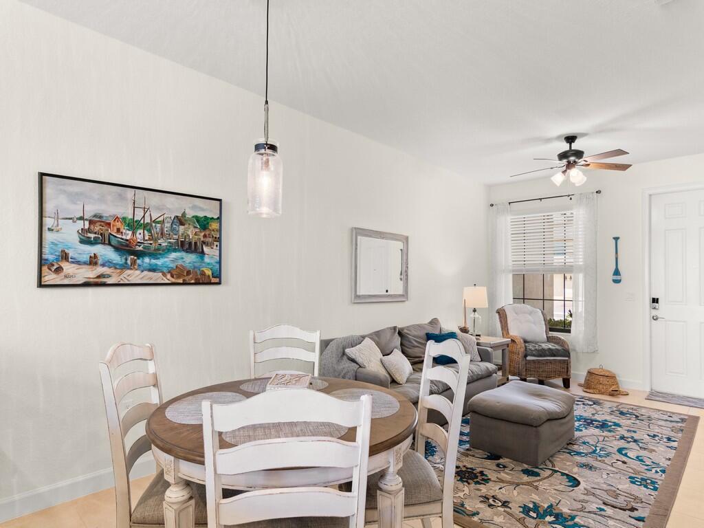 10076 W Villa Circle, Vero Beach, FL, 32966/$278,000 3 10076 W Villa Circle