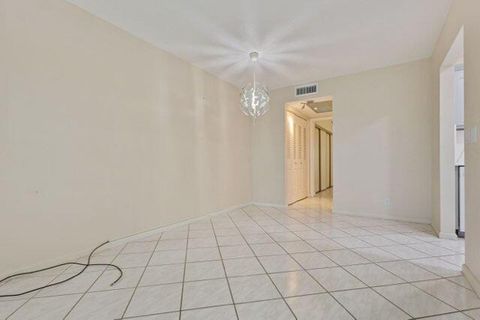 Tiny photo for 4028 Berkshire #B, Deerfield Beach, FL 33442 (MLS # B26027654)