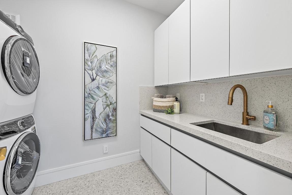 NORTH SHORE TERRACE 1 - Residential