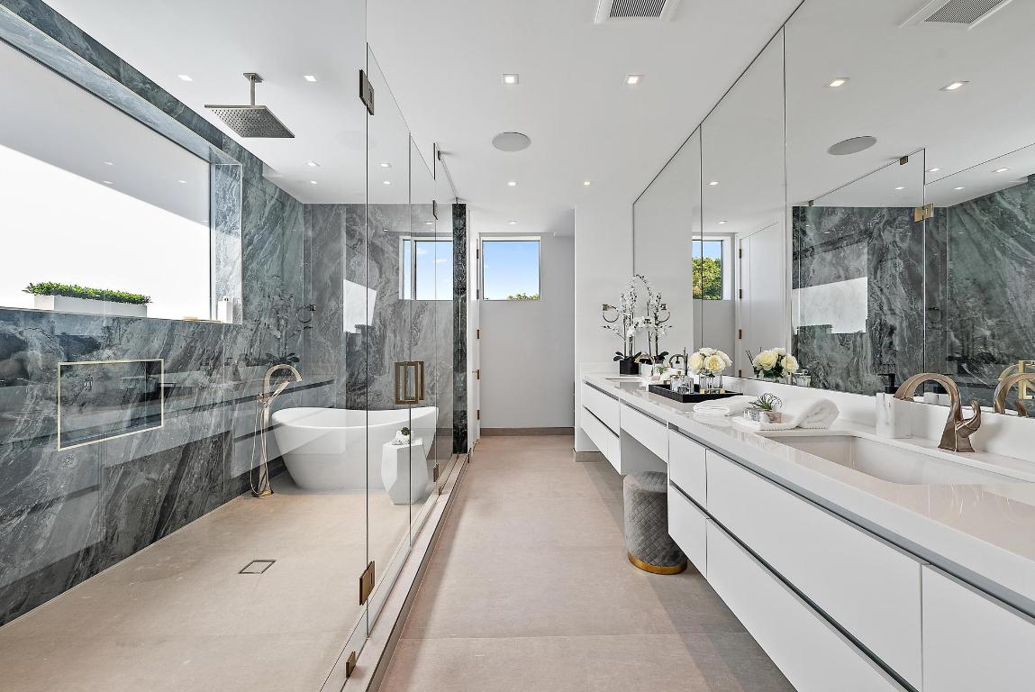 NORTH SHORE TERRACE 1 - Residential