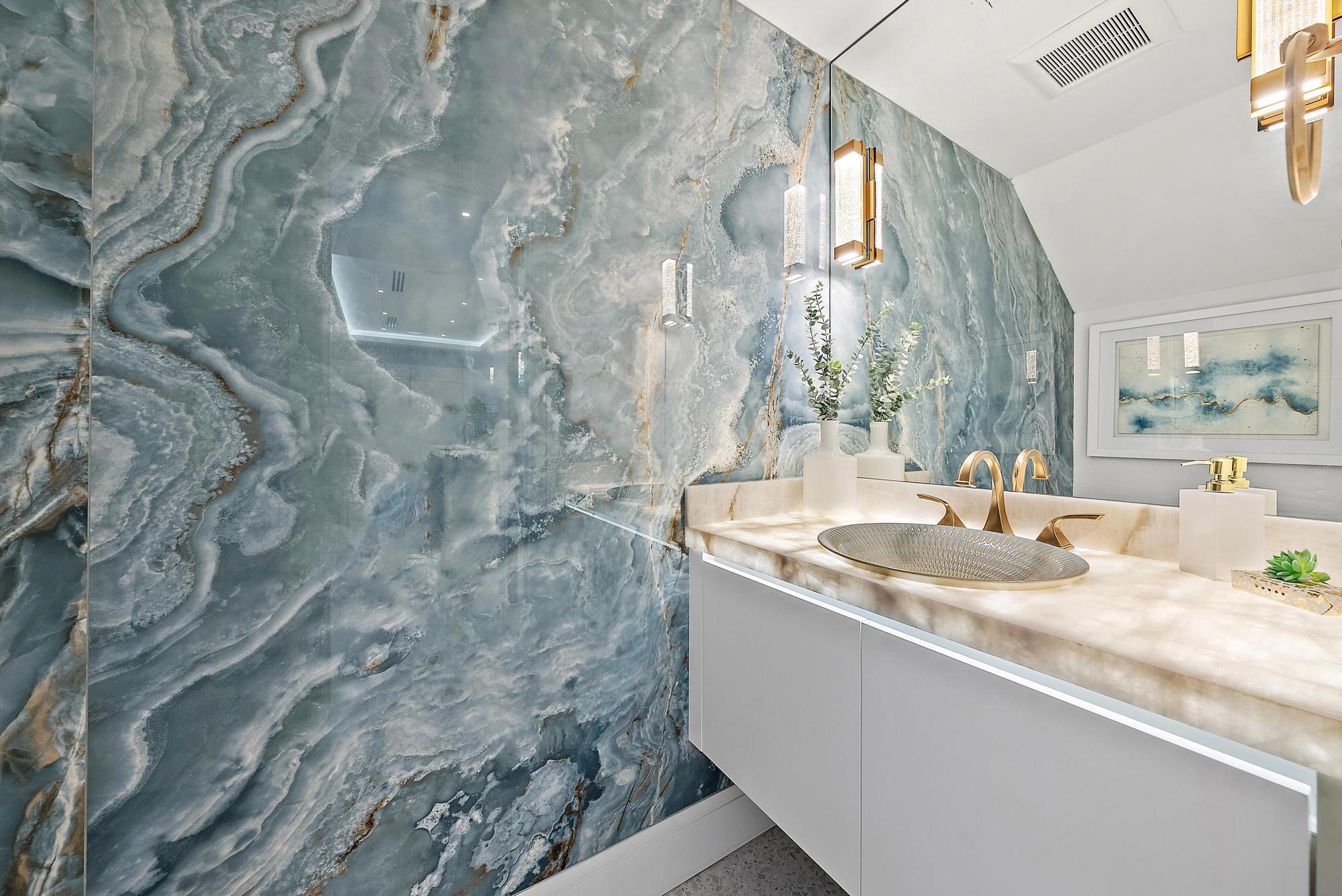 NORTH SHORE TERRACE 1 - Residential