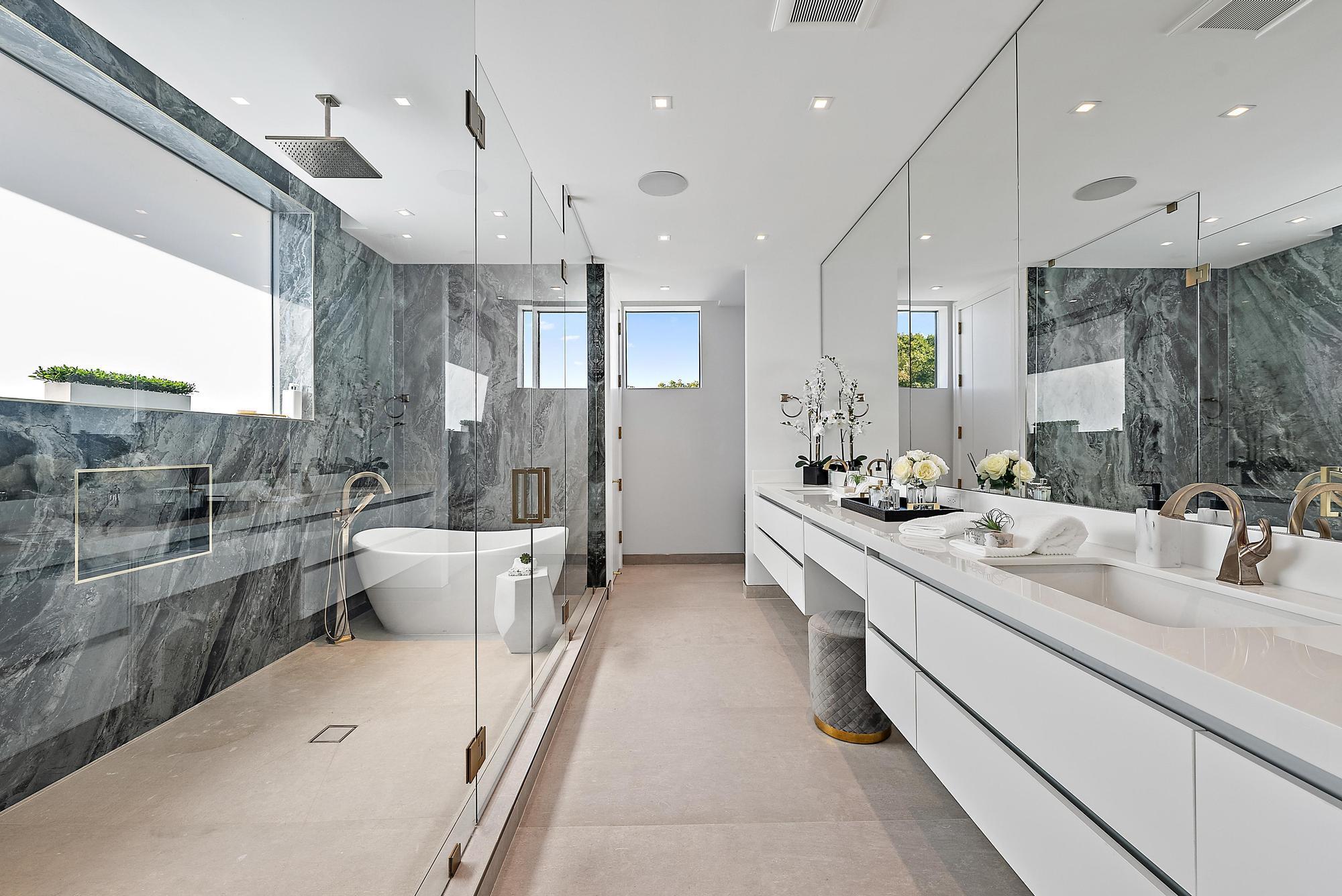 NORTH SHORE TERRACE 1 - Residential