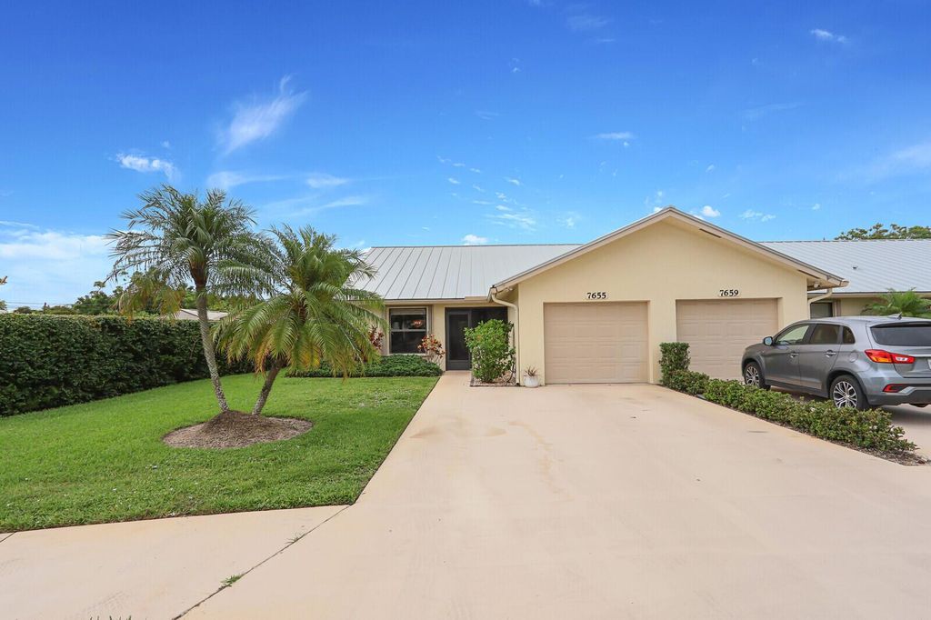 Photo of 7655 SE Sugar Sand Circle, Hobe Sound, FL 33455 (MLS # R11108511)