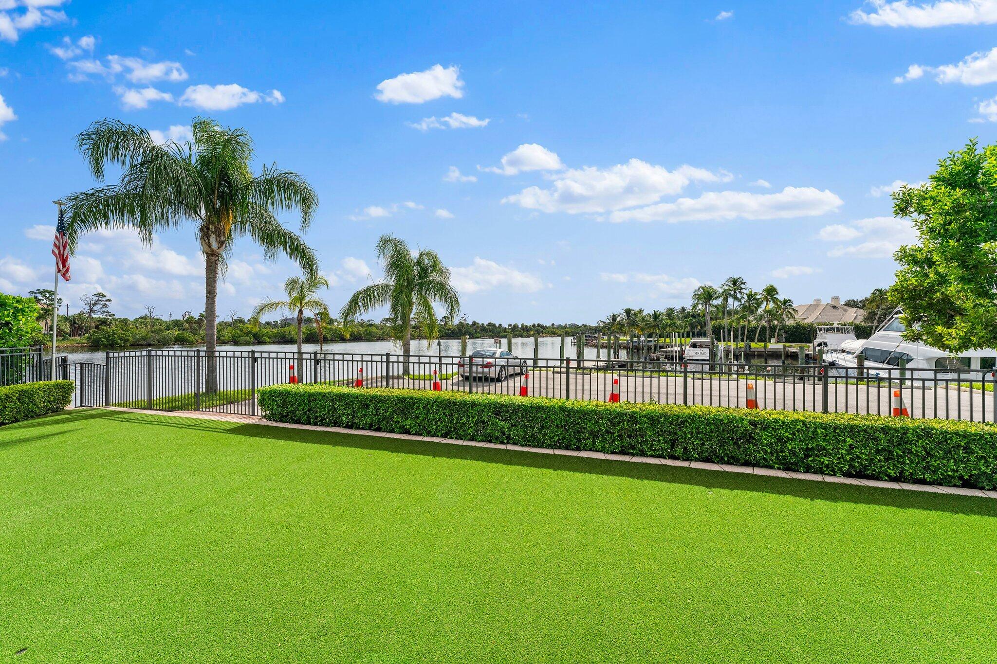 HARBOR PLACE - Residential