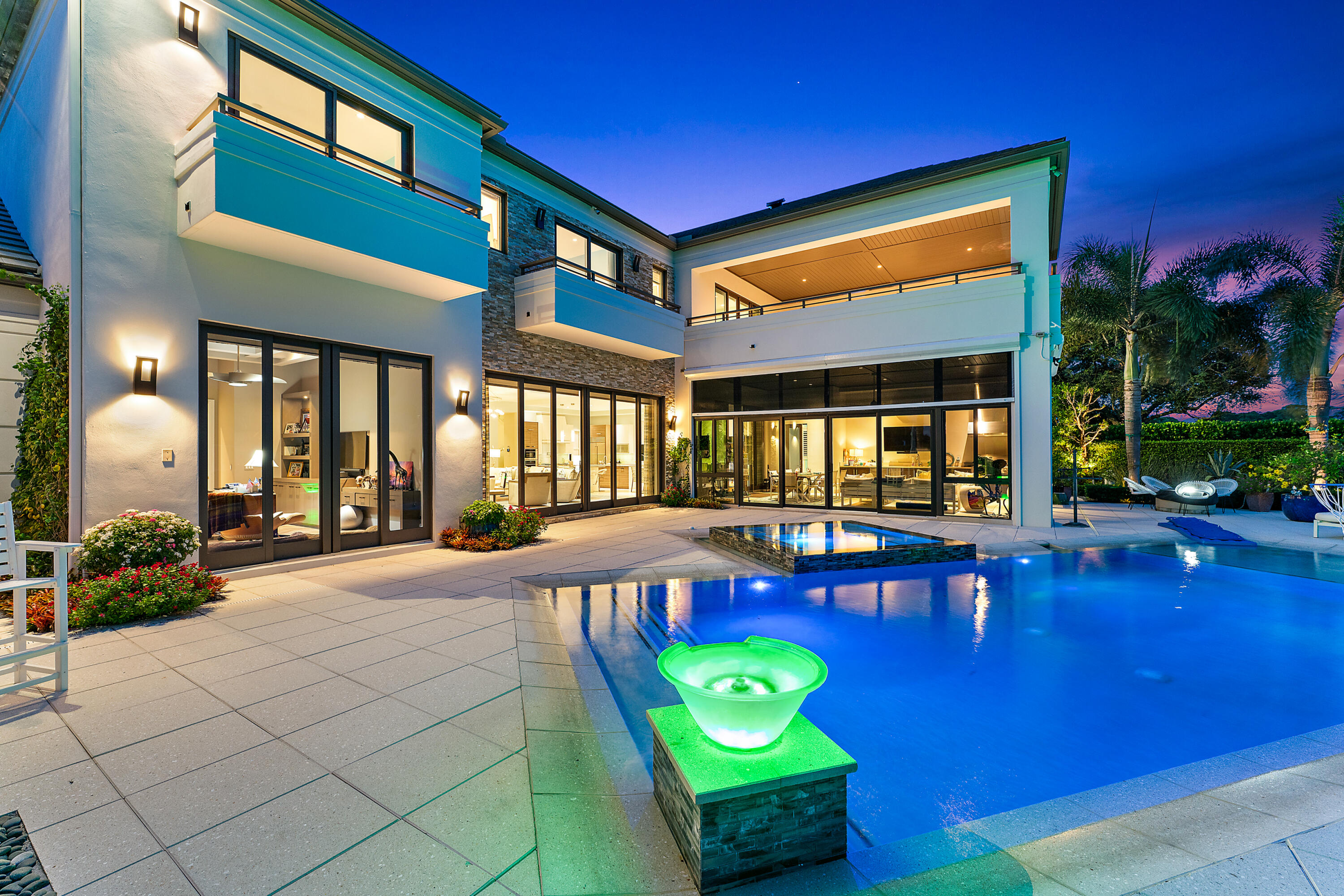 HARBOR PLACE - Residential