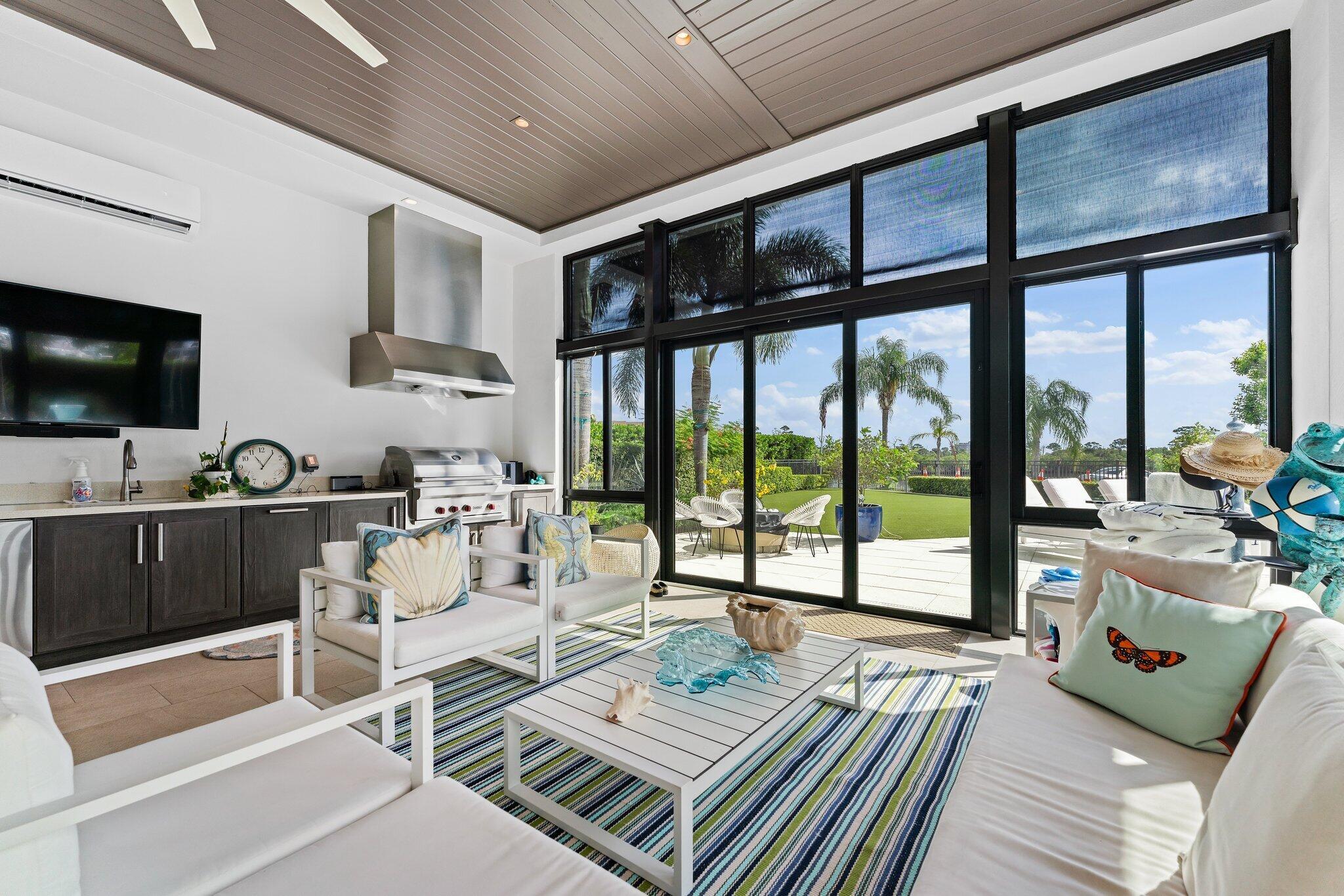 HARBOR PLACE - Residential