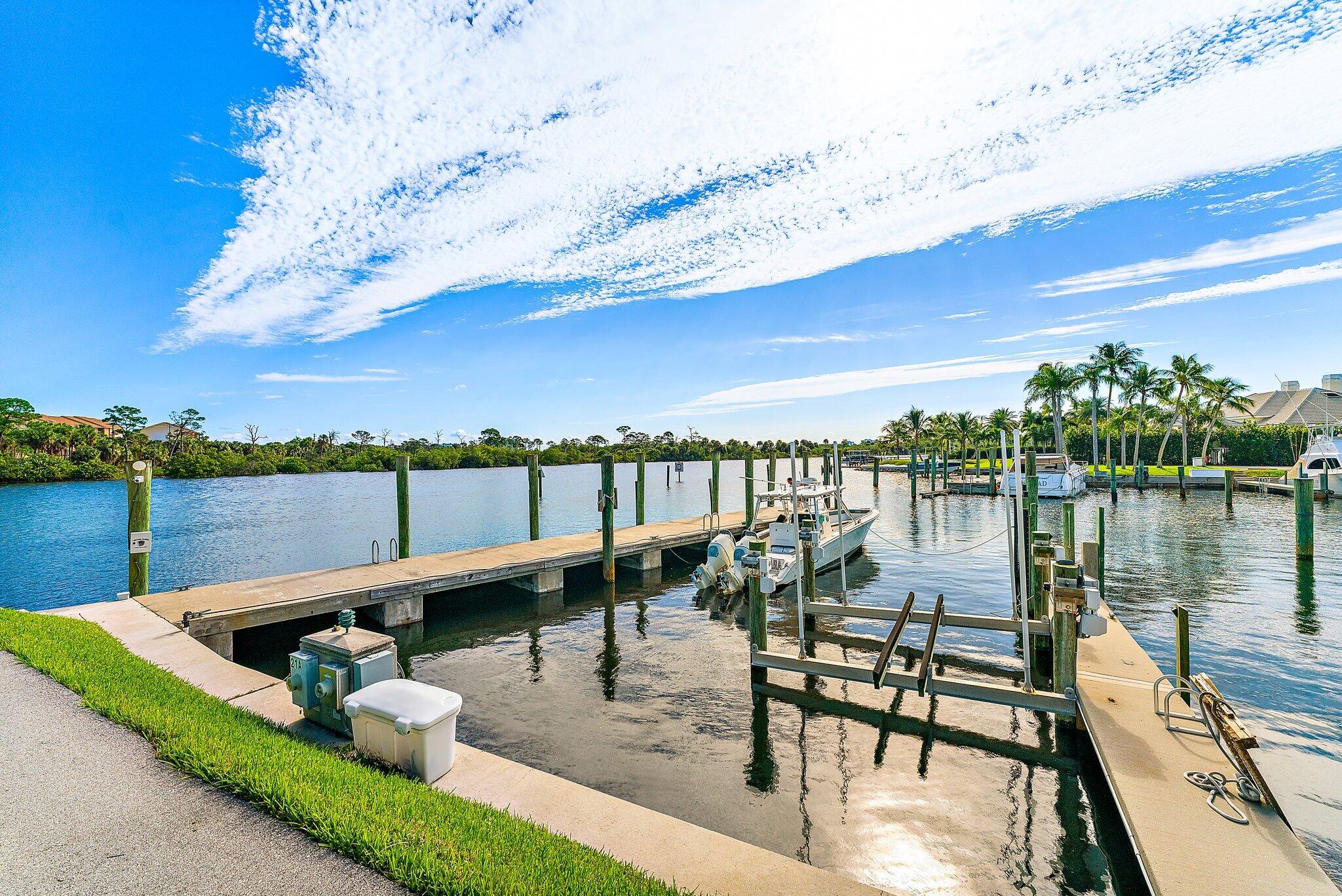 HARBOR PLACE - Residential