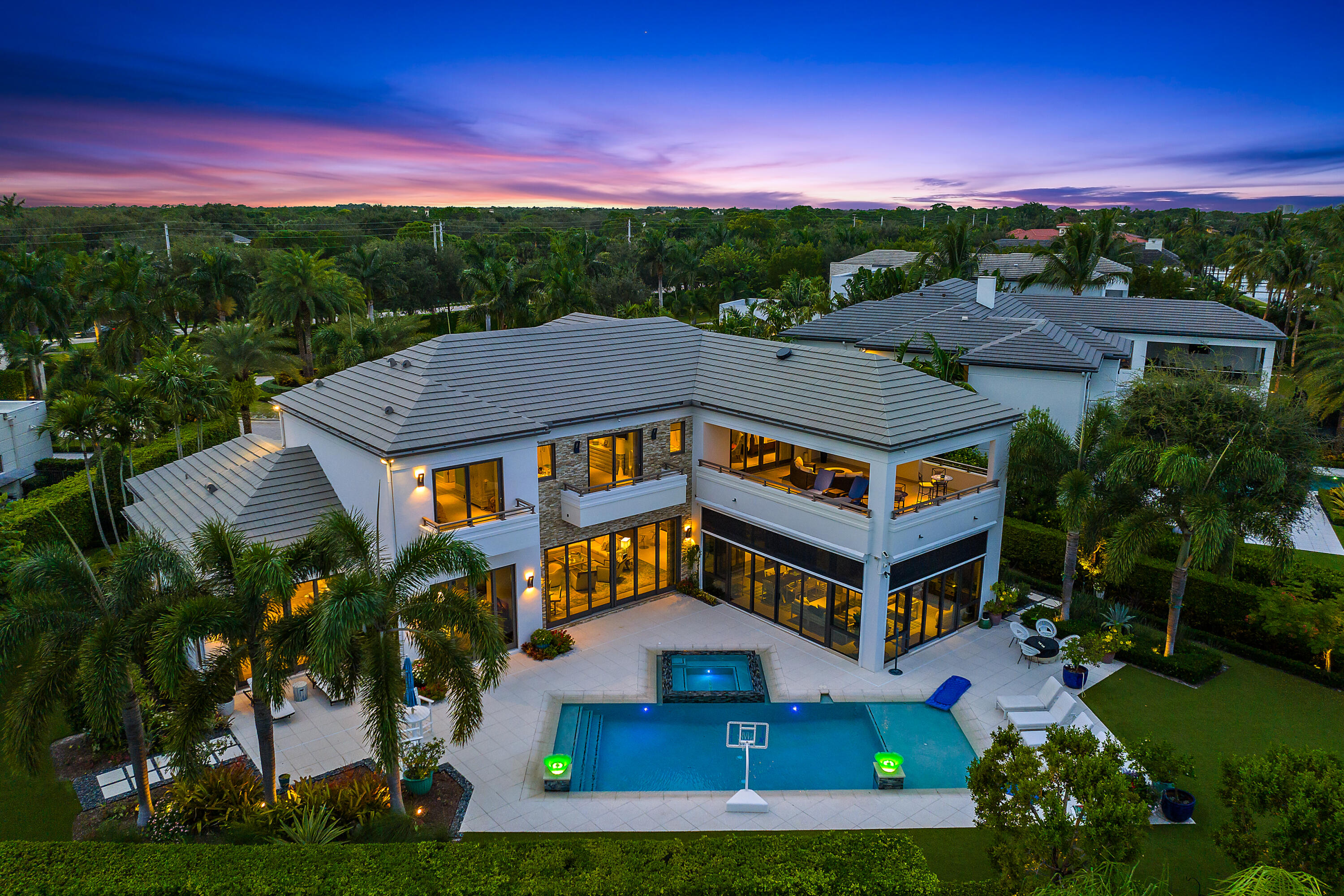 HARBOR PLACE - Residential