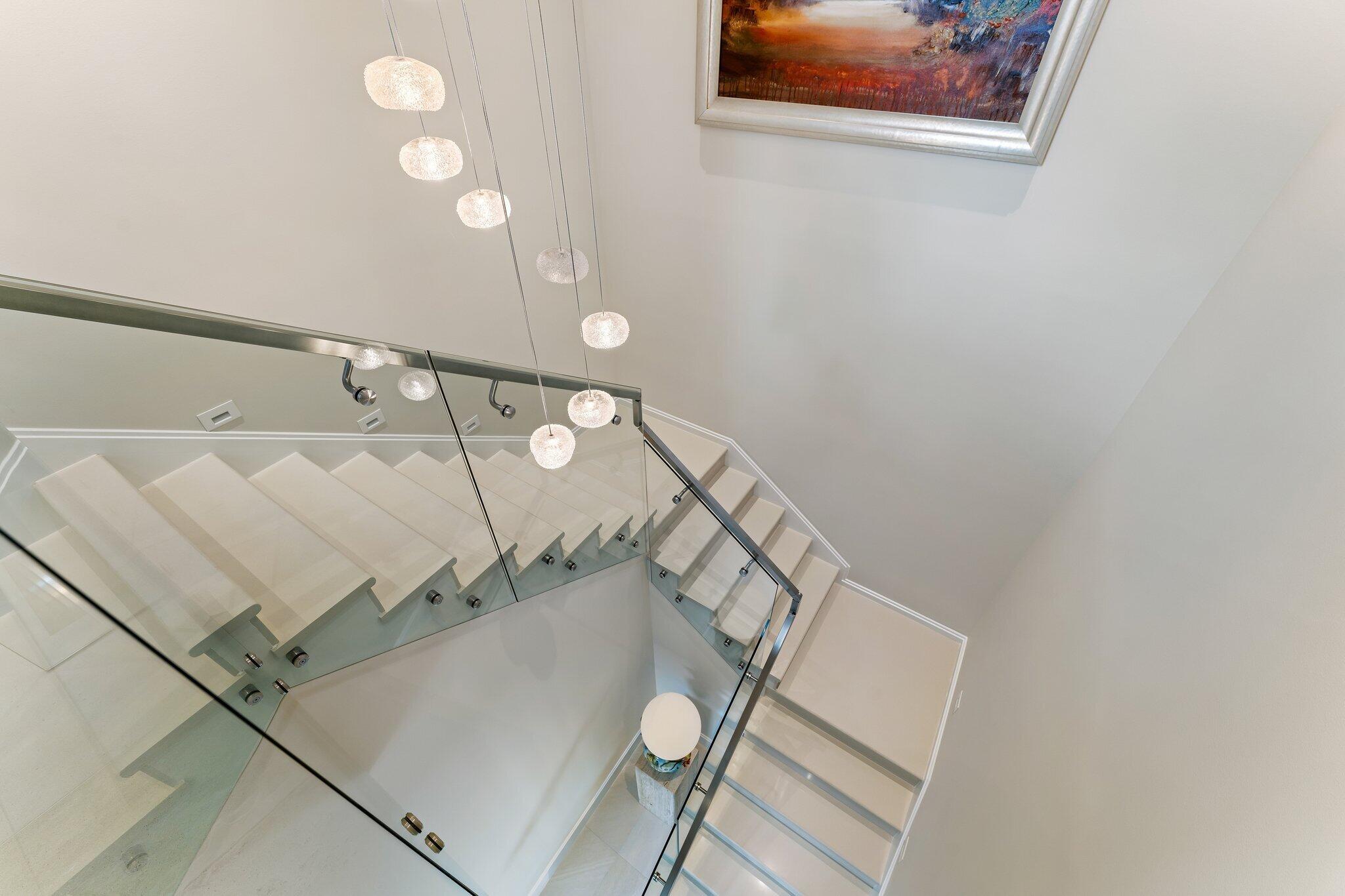 HARBOR PLACE - Residential