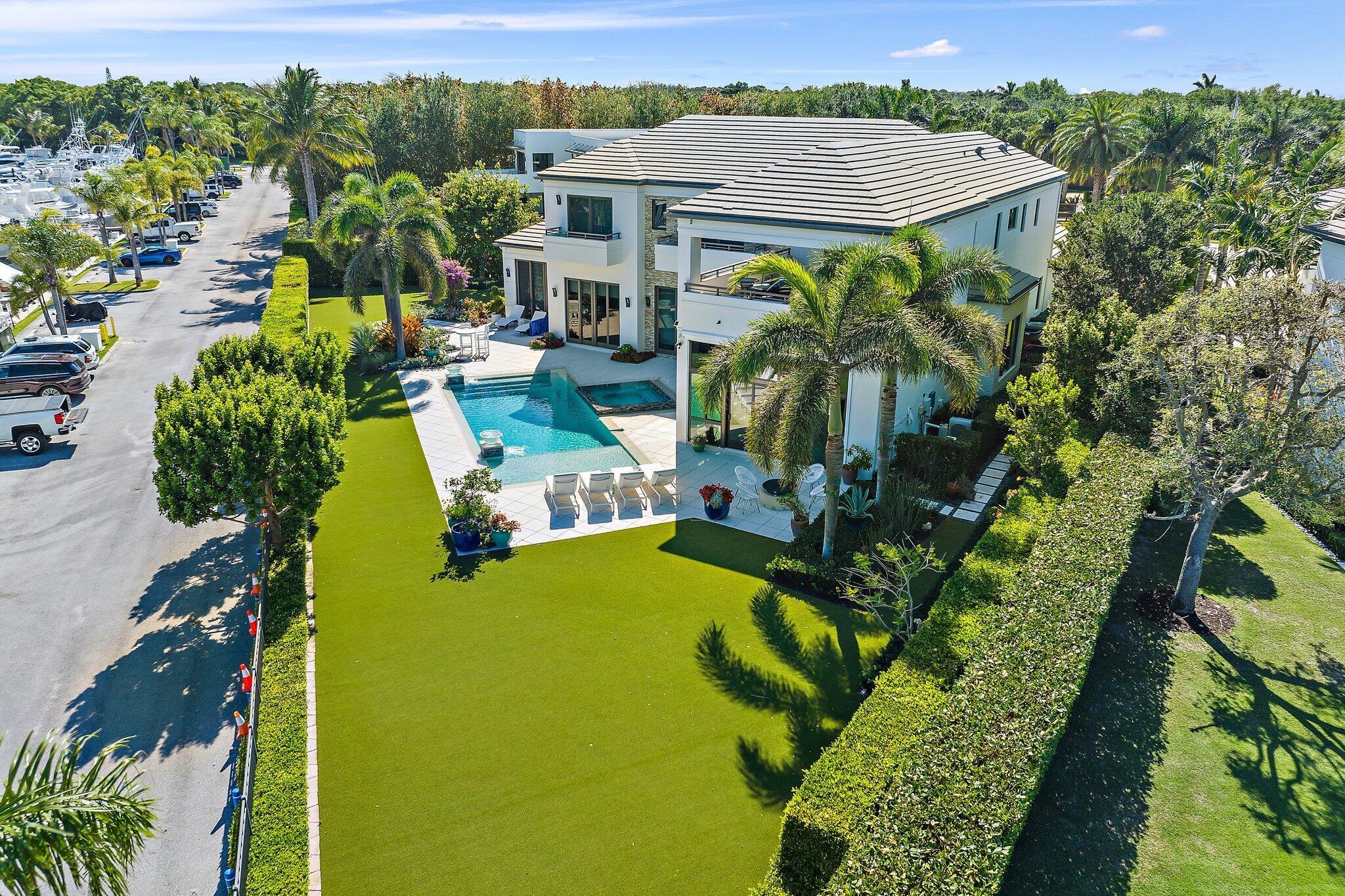 HARBOR PLACE - Residential