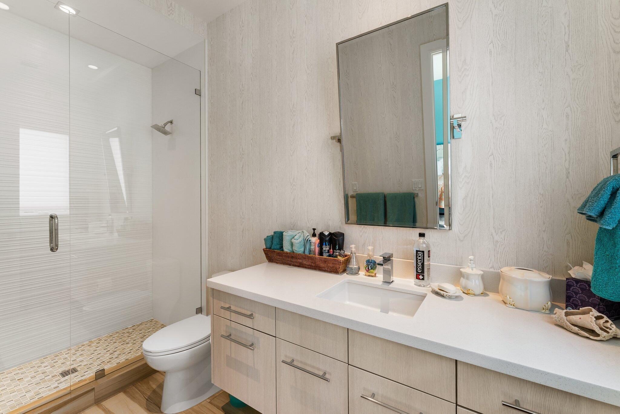 HARBOR PLACE - Residential