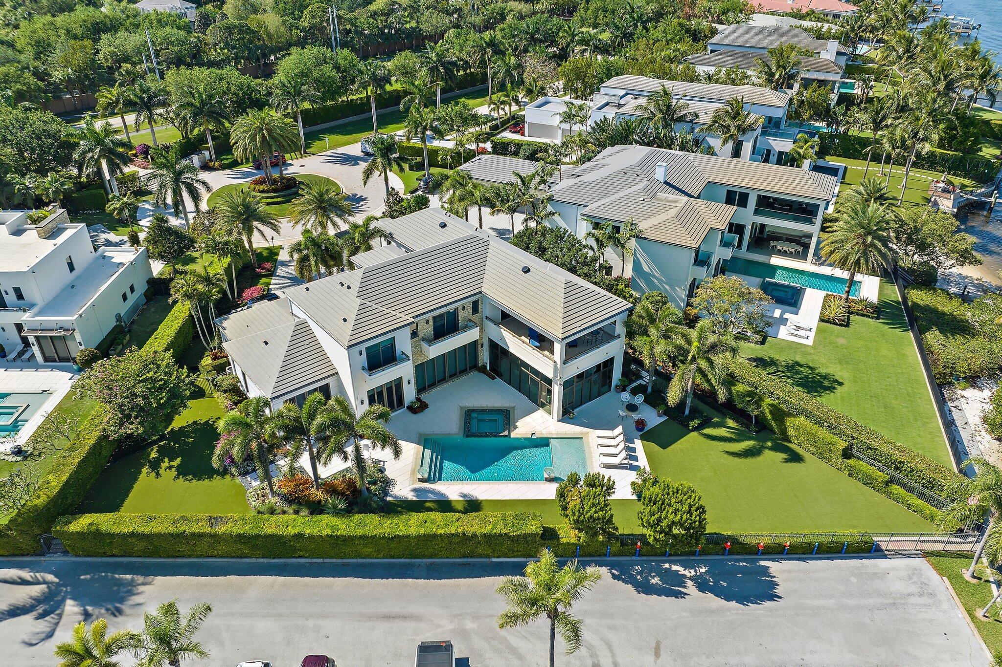 HARBOR PLACE - Residential