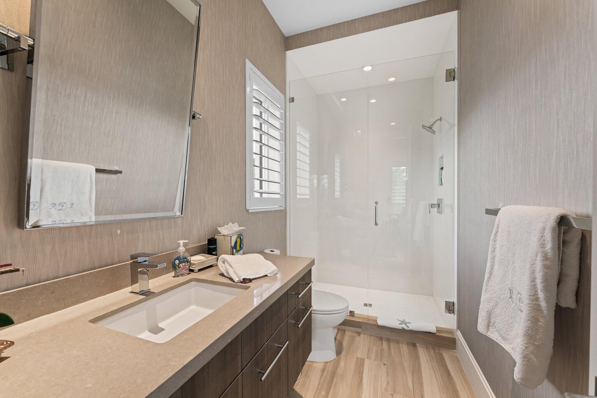 HARBOR PLACE - Residential