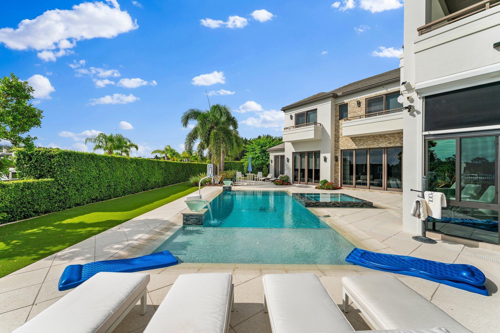 HARBOR PLACE - Residential