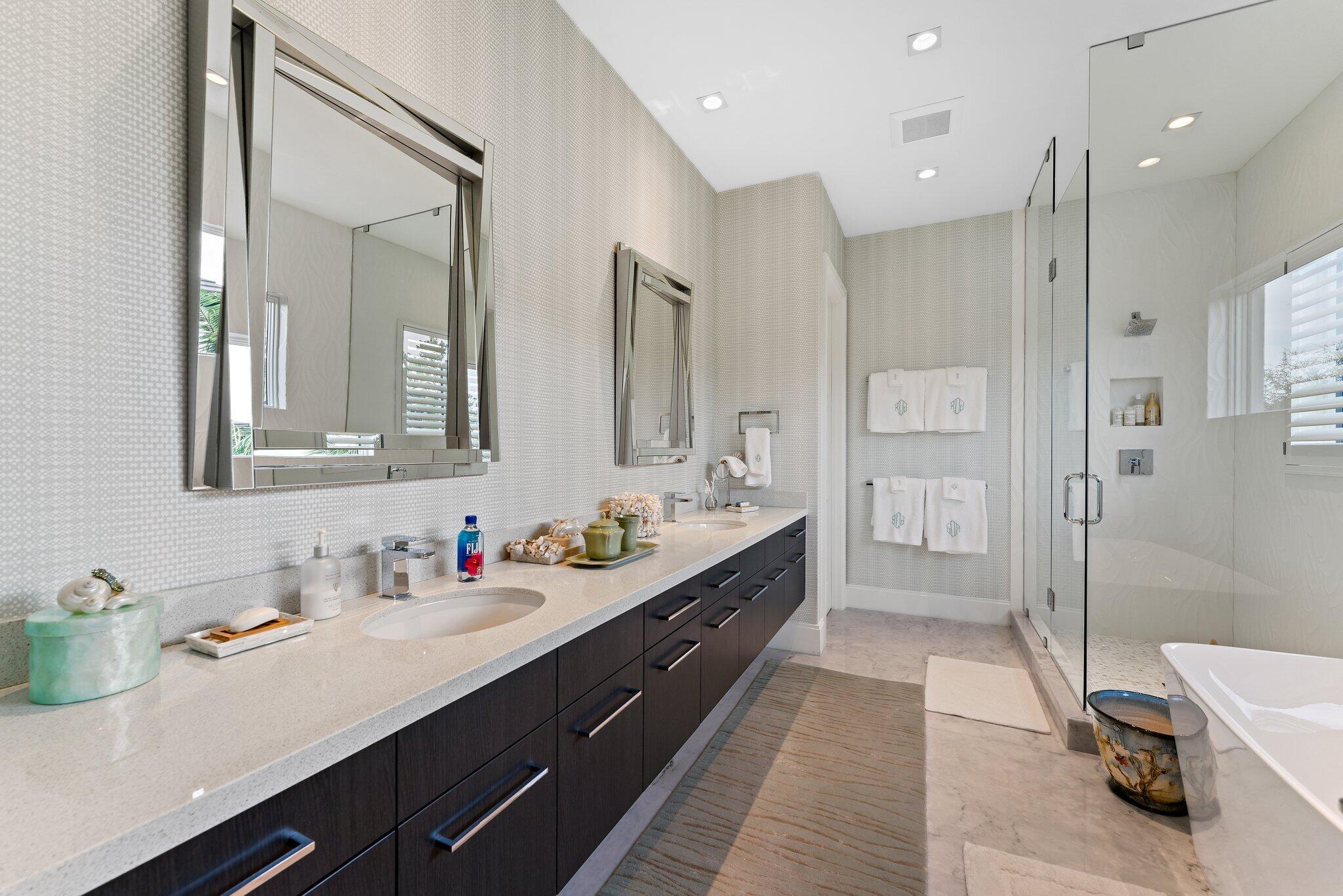 HARBOR PLACE - Residential