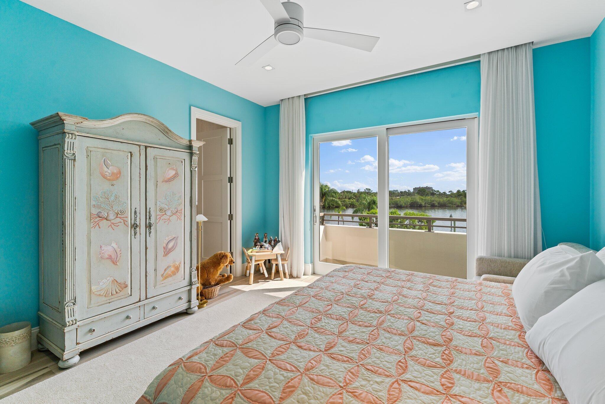 HARBOR PLACE - Residential