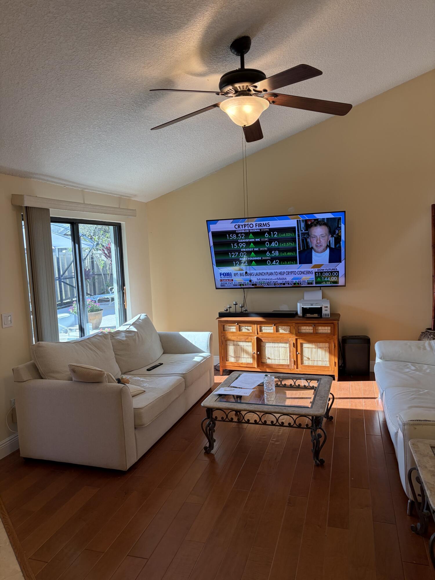 5654 Golden Eagle Circle