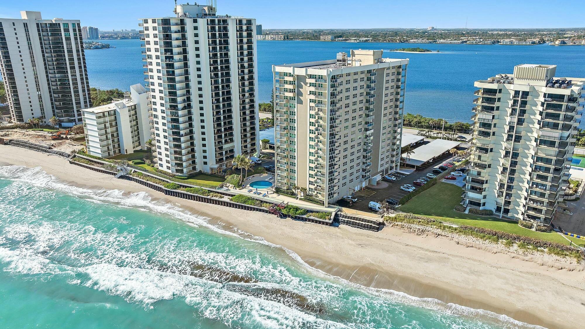 AQUARIUS CONDO - Residential