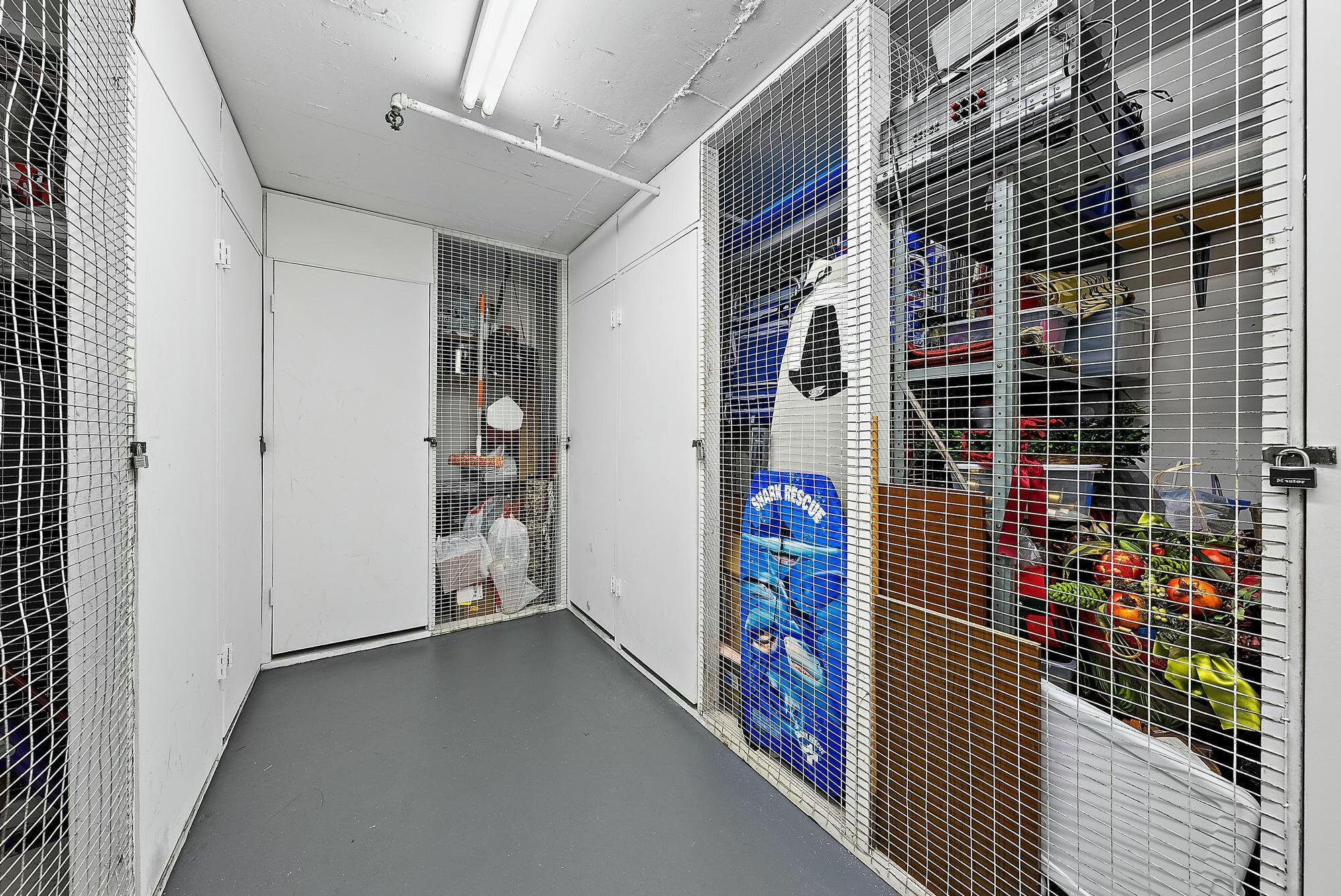 AQUARIUS CONDO - Residential